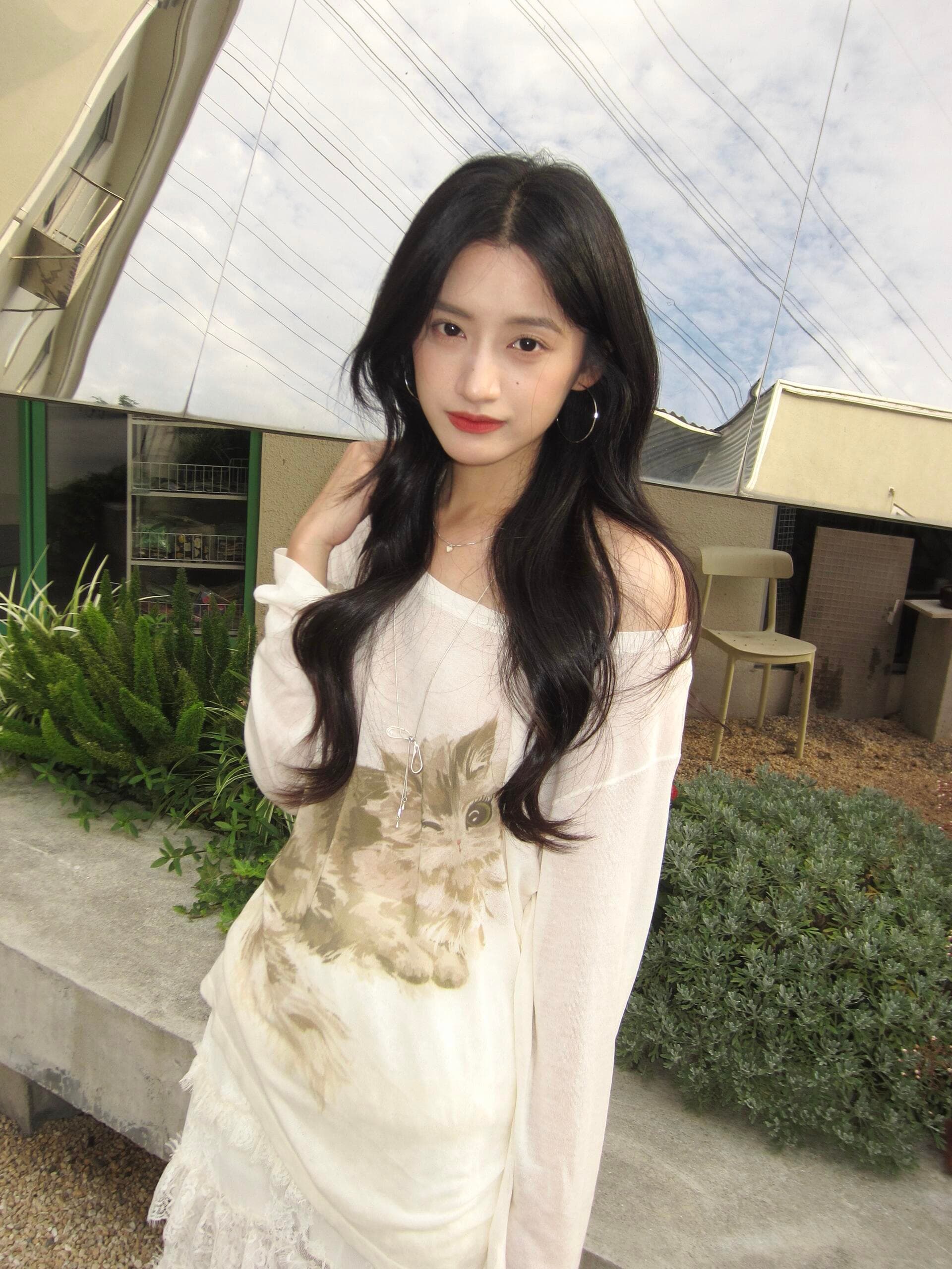 한 부서 귀여운 플리스 새끼 고양이 프린트 긴팔 티셔츠 여성 여름 휴가 바람 얇고 가벼운 통기성 자외선 차단 블라우스 상세 이미지 1
