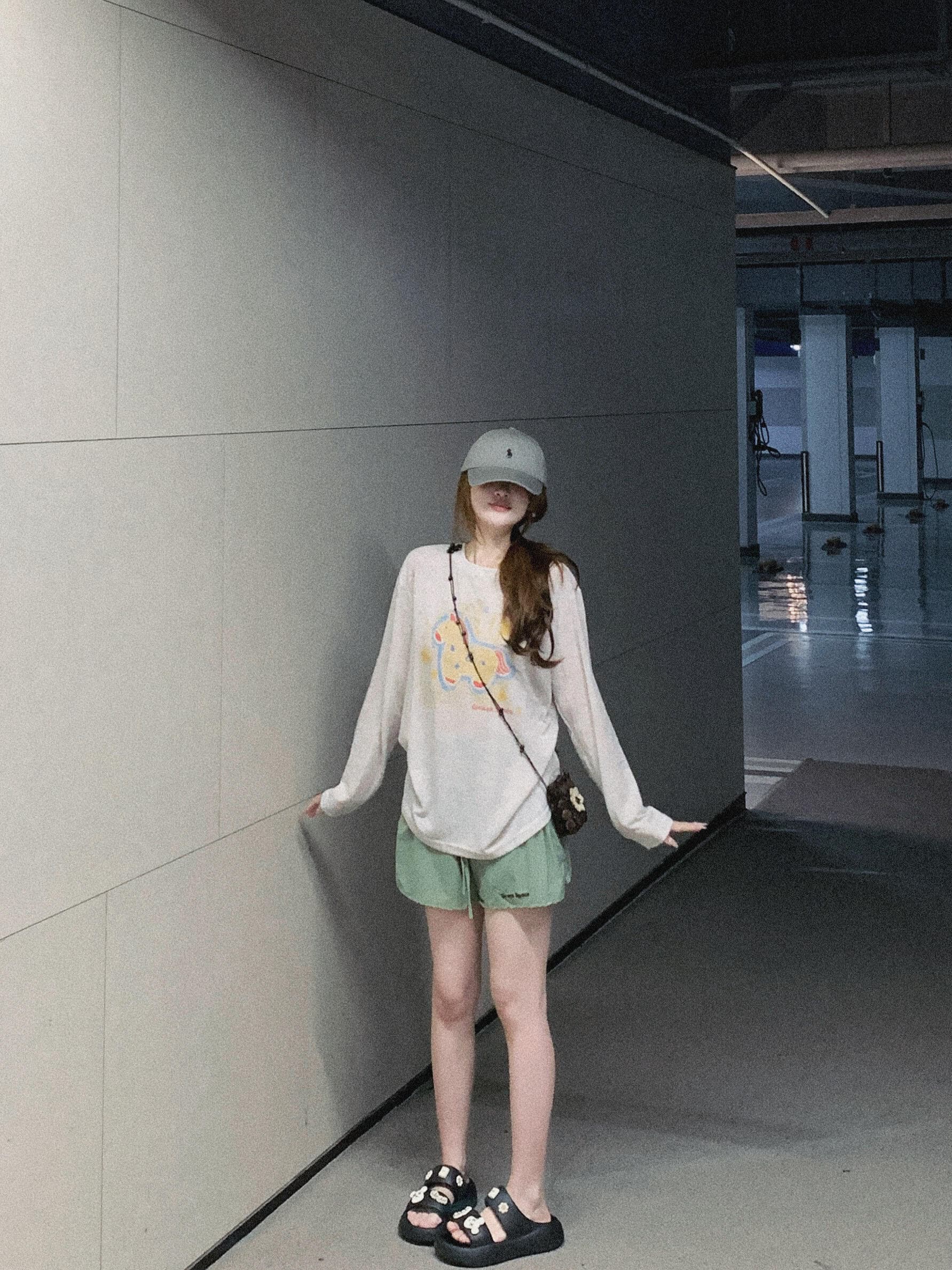 얇은 스타일 긴팔 티셔츠 여성 여름 작은 말 프린트 자외선 차단 블라우스 캐주얼 느긋한 바람 맨위 상세 이미지 5