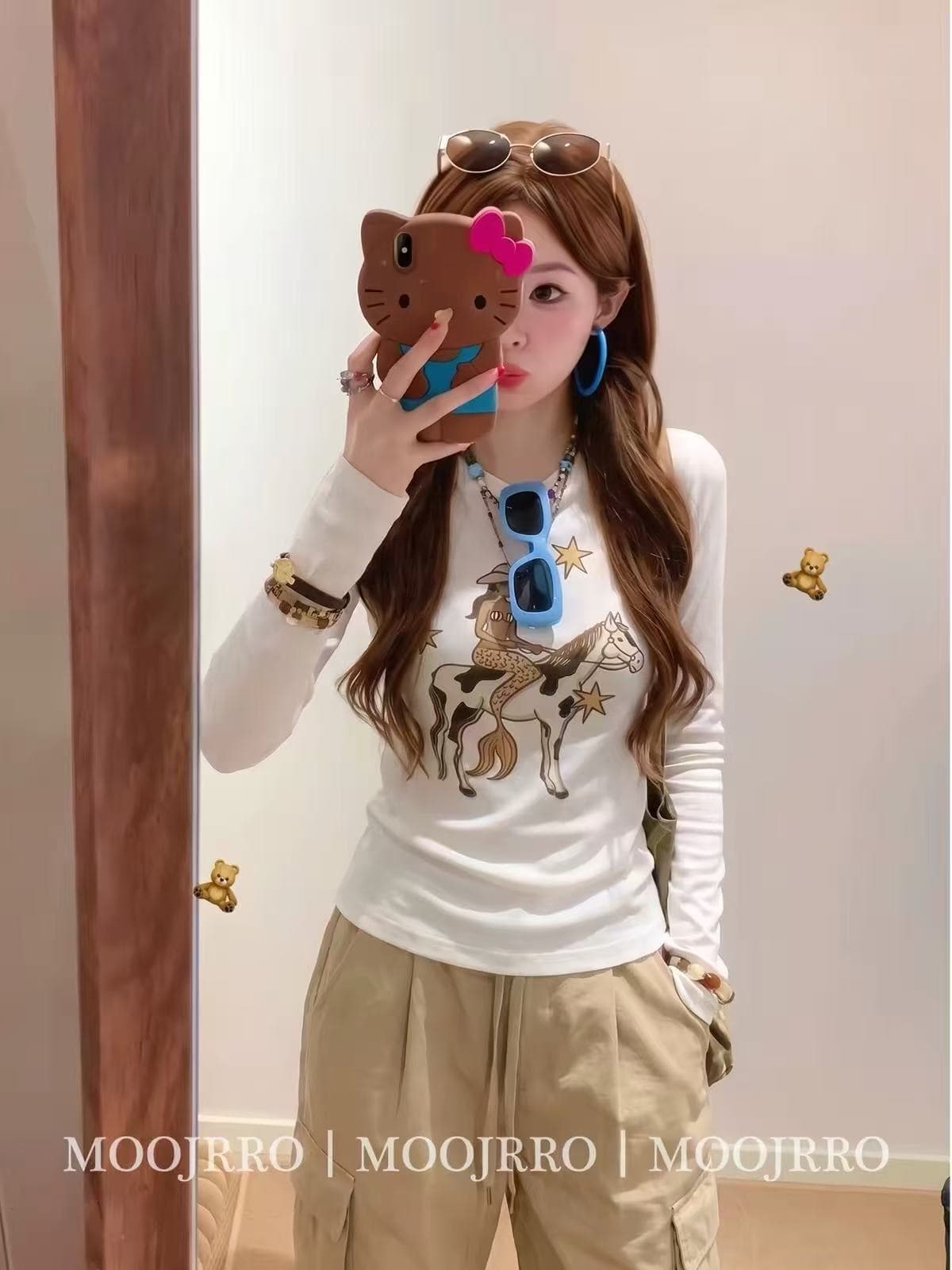 화이트 프린트 라운드 넥 긴팔 티셔츠 여성 여름 아메리칸 핫걸 디자인 센스 작은 대중 몸매 가꾸기 슬림해 보이는 긍정적 인 어깨 의류 상세 이미지 1