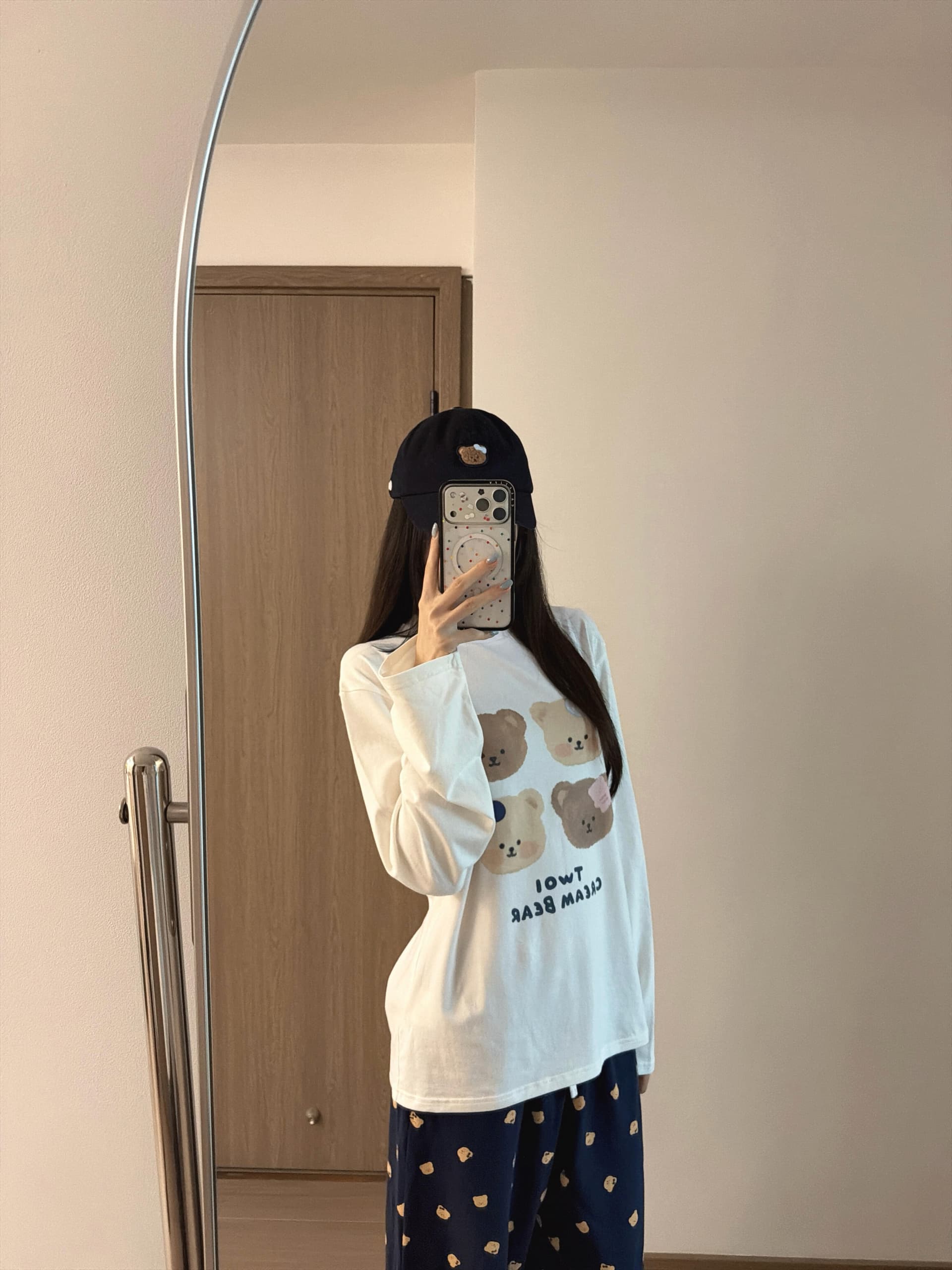 귀여운 우유 곰 프린트 순면 긴팔 티셔츠 여성 봄 가을 새로운 루즈핏 다용도 디자인 센스 기본 셔츠 맨위 트렌디 이미지 4