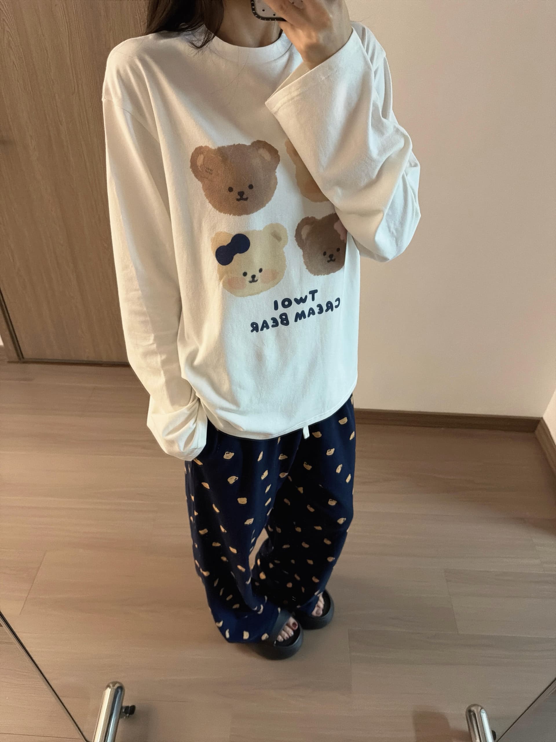 귀여운 우유 곰 프린트 순면 긴팔 티셔츠 여성 봄 가을 새로운 루즈핏 다용도 디자인 센스 기본 셔츠 맨위 트렌디 상세 이미지 3