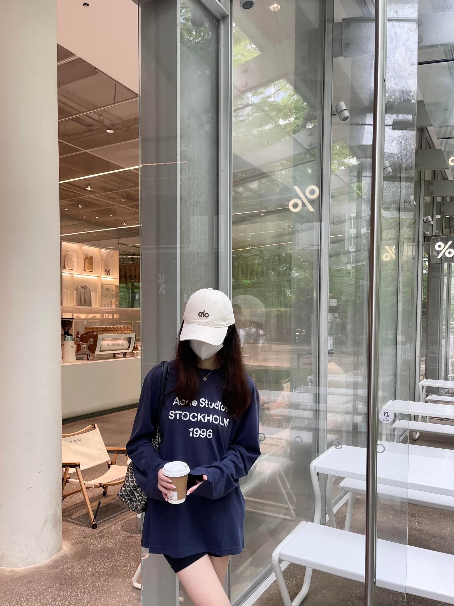 한 부서 느슨함 센스 알파벳 프린트 긴팔 티셔츠 여성 가을 얇은 스타일 루즈핏 느긋한 바람 맨위 인사이드 가져 가라. 기본 셔츠 상세 이미지 4