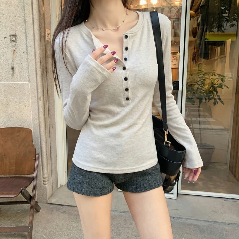 헨리 칼라 털이 있는 긴팔 티셔츠 기본 셔츠 여성 인사이드 잡아라. 의류 상세 이미지 1