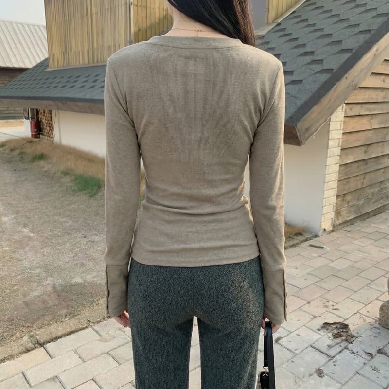 뮤 S 양모 헨리 V넥 단추 긴팔 티셔츠 기본 셔츠 여성 가을 겨울 맨위 상세 이미지 5