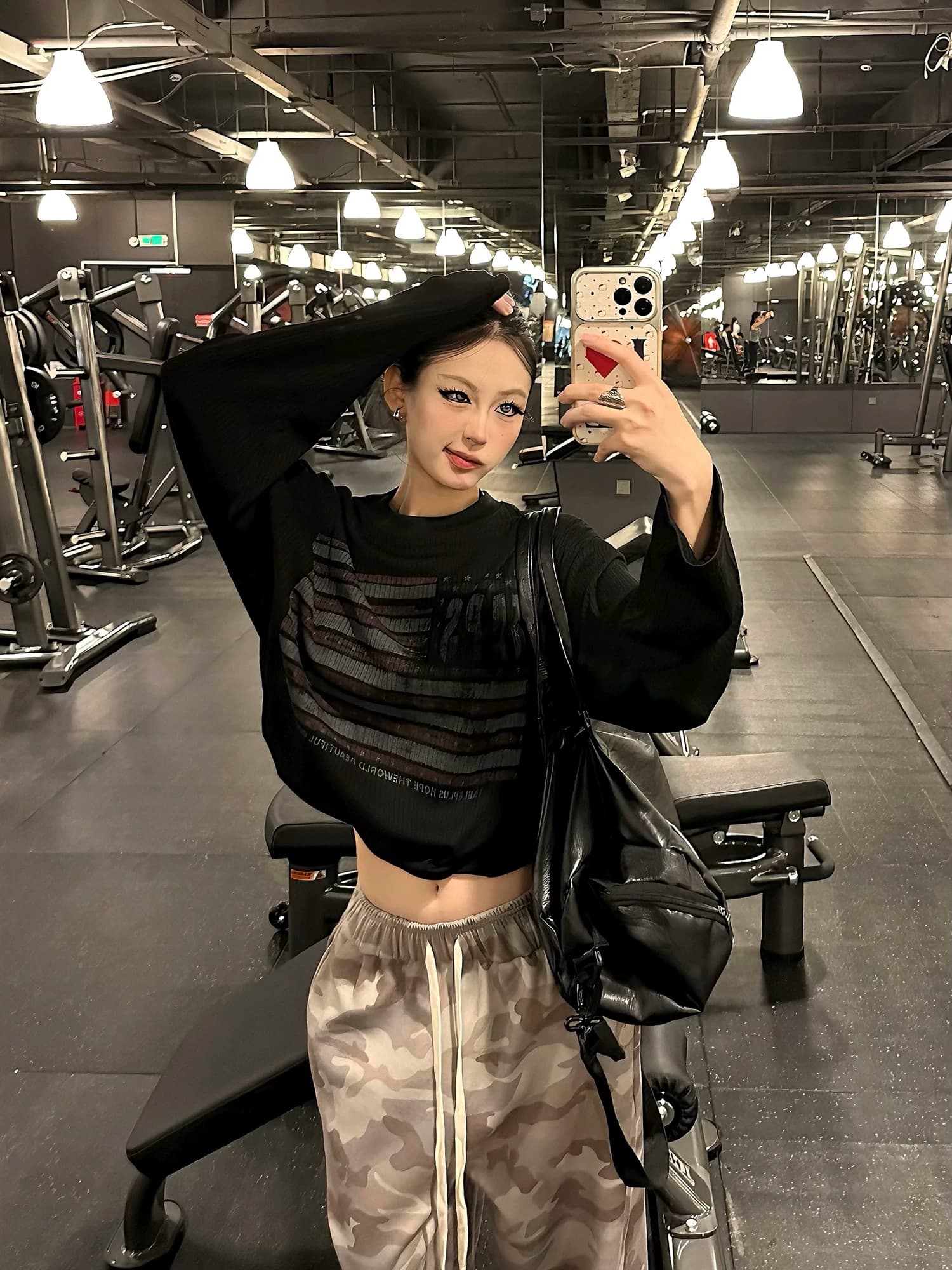 아메리칸 거리 배너 프린트 질감 센스 긴팔 남녀 가을 레트로 다용도 작은 네클라인 기본 셔츠 이미지 3