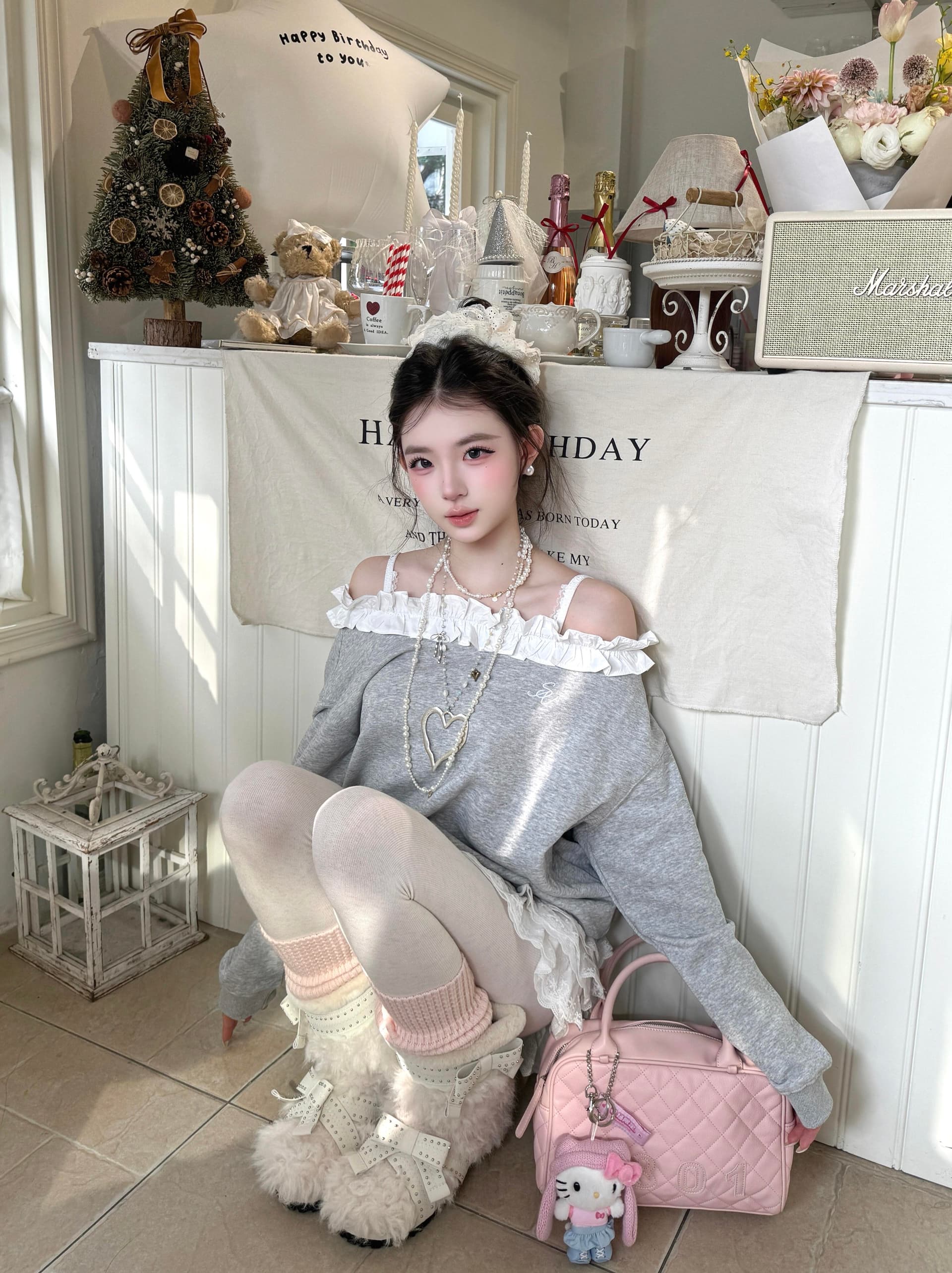 아메리칸 레트로 자수 회색 두꺼운 비스듬한 어깨 후드티 여성 가을 겨울 한 부서 루즈핏 달콤한 핫걸 한 단어 오프숄더 맨위 상세 이미지 4