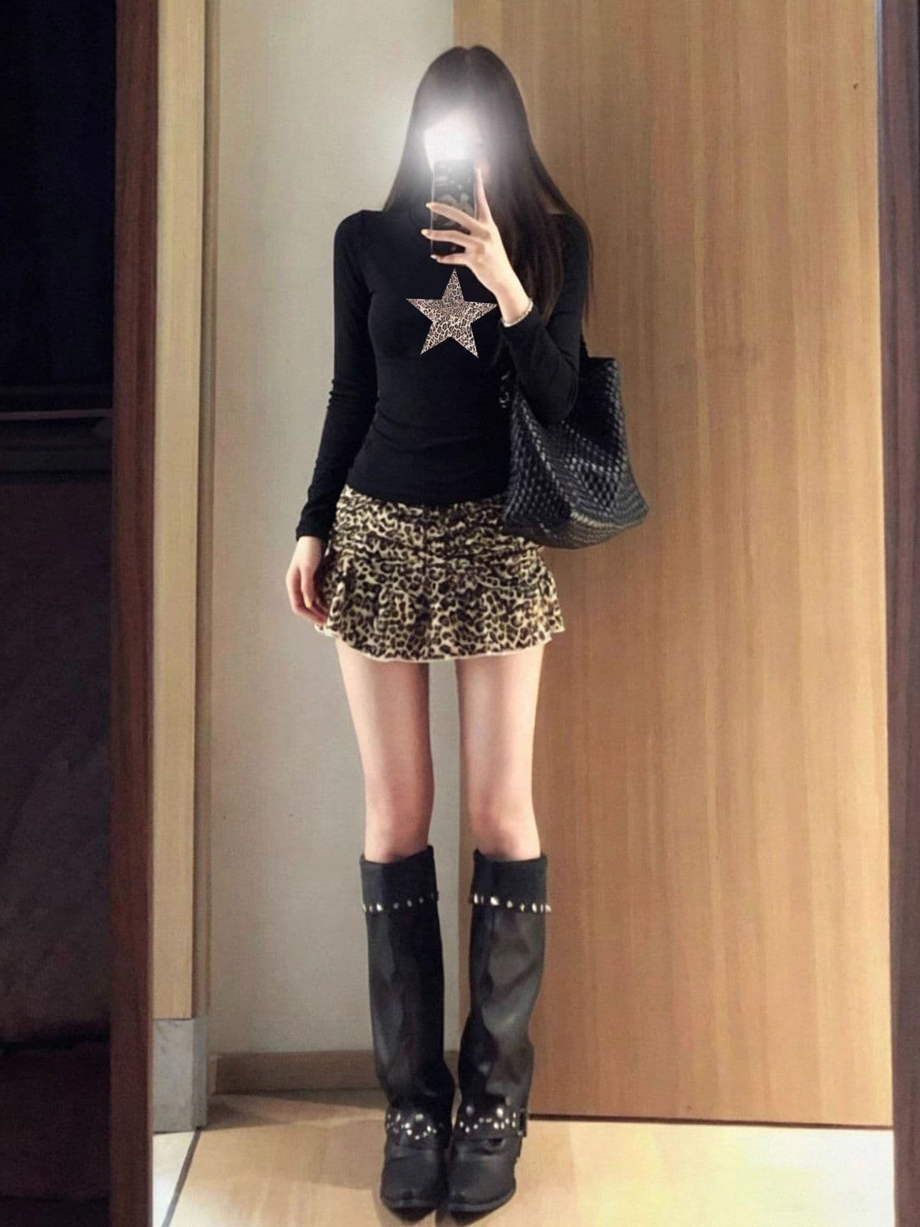 아메리칸 핫걸 검정색 긍정적 인 어깨 긴팔 티셔츠 여성 이른 가을 기본 셔츠 몸매 가꾸기 슬림해 보이는 레오파드 무늬 별 프린트 맨위 이미지 2