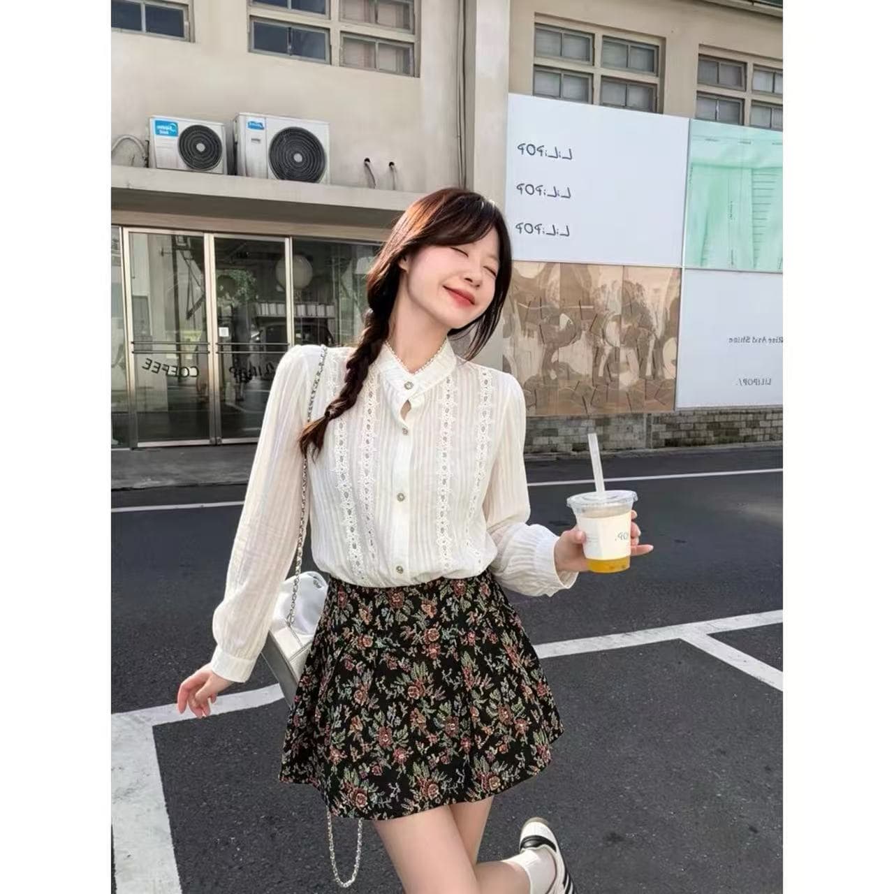 작은 샤넬 스타일 품격 명문 여성 고급 센스 레이스 홀로우 아웃 긴팔 셔츠 하이웨이스트 꽃무늬 미니 스커트 투피스 세트 상세 이미지 4