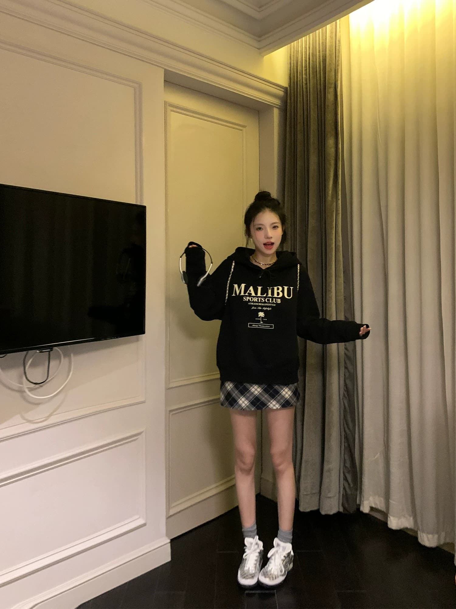 검정색 후드 티 스웨터 여성 면 100% 봄 가을 알파벳 프린트 풀오버 긴팔 맨위 상세 이미지 2