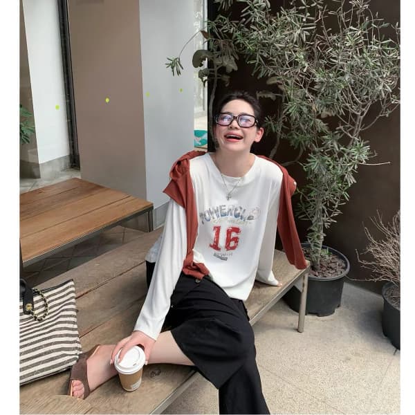 느긋한 센스 루즈핏 프린트 긴팔 가을 슬림해 보이는 맨위
