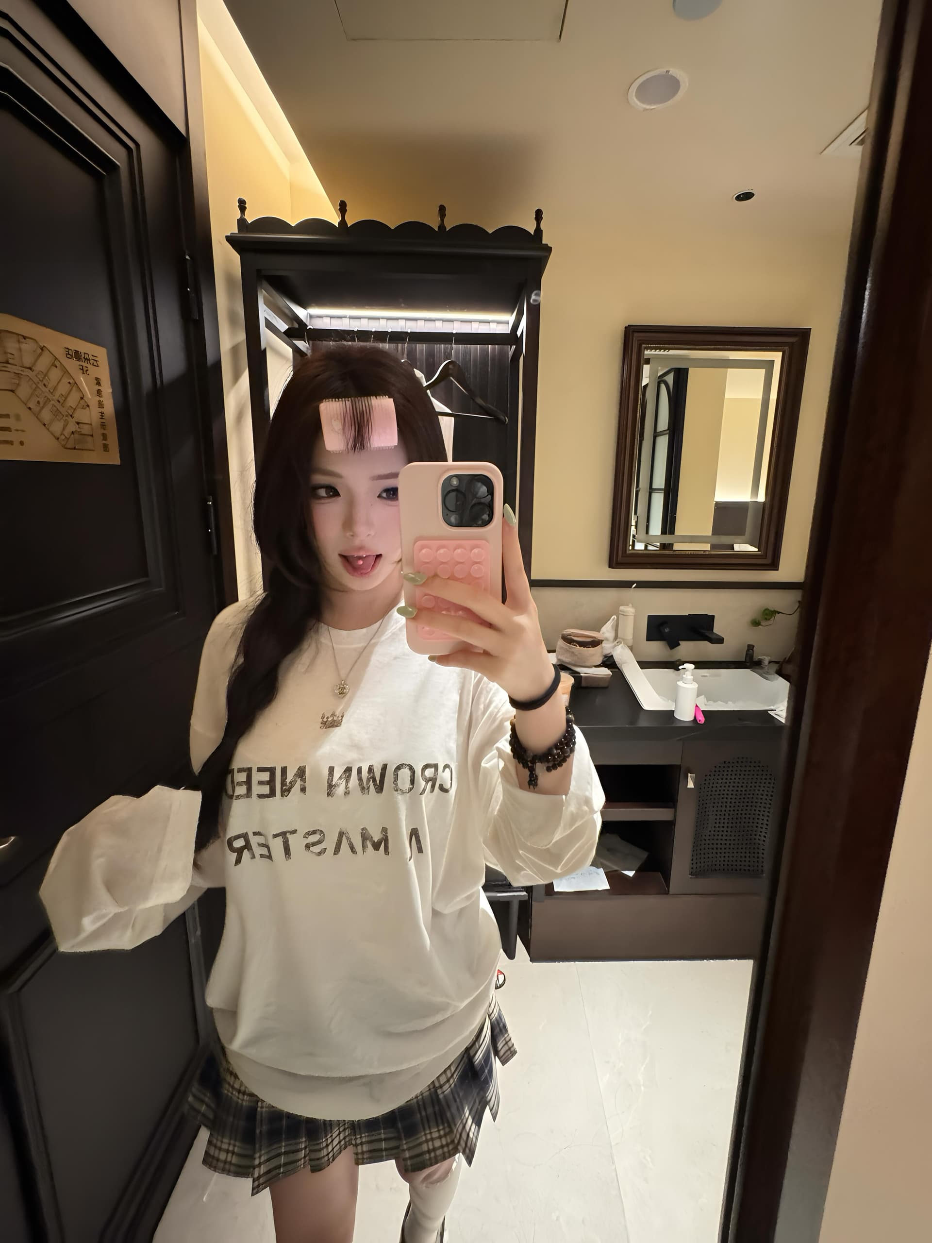 작은 대중 미니멀리즘 운동 알파벳 프린트 얇은 스타일 느긋한 캐주얼 루즈핏 순면 편안함 긴팔 티셔츠 여성 상세 이미지 1