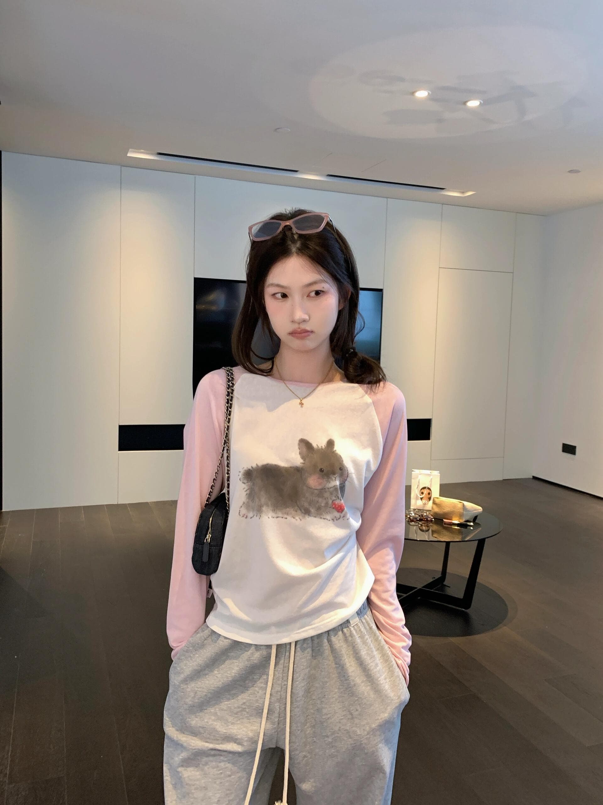 토끼 부서 소녀 연령 감소 만화 멩 토끼 프린트 패치워크 색상 긴팔 티셔츠 상세 이미지 5