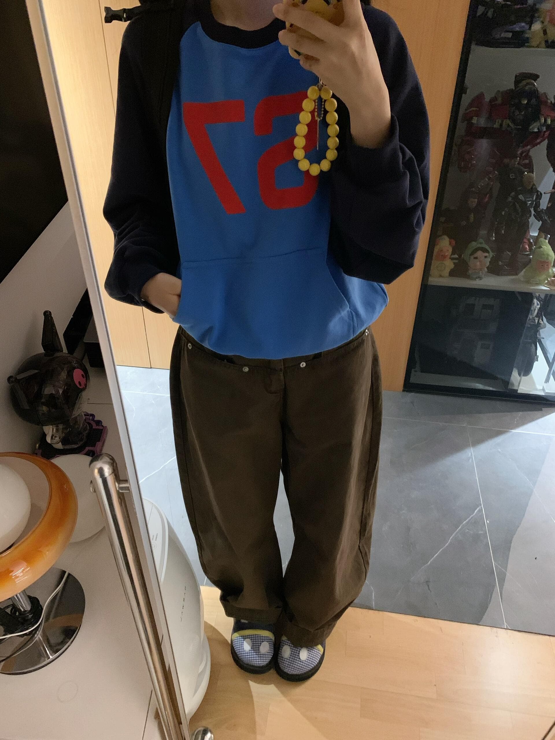 아메리칸 레트로 배색 삽입 어깨 작은 키 후드티 여성 봄 가을 루즈핏 풀오버 숫자 프린트 쇼트 스타일 긴팔 맨위 이미지 4