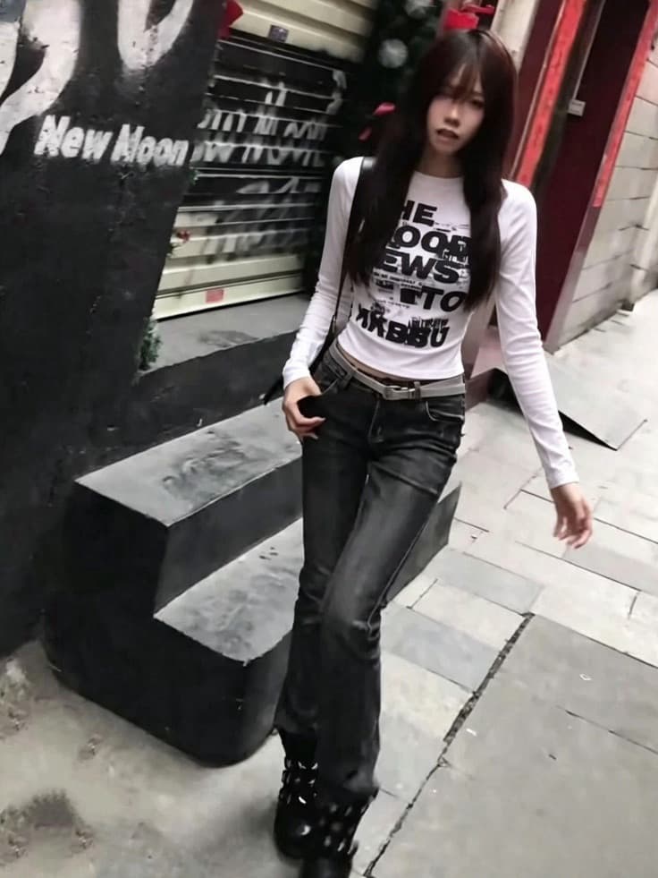 아메리칸 알파벳 프린트 긴팔 티셔츠 여성 이른 봄 새로운 수리 높이 거리 핫걸 기본 셔츠 인사이드 가져 가라. 높음 거리 의류 상세 이미지 2