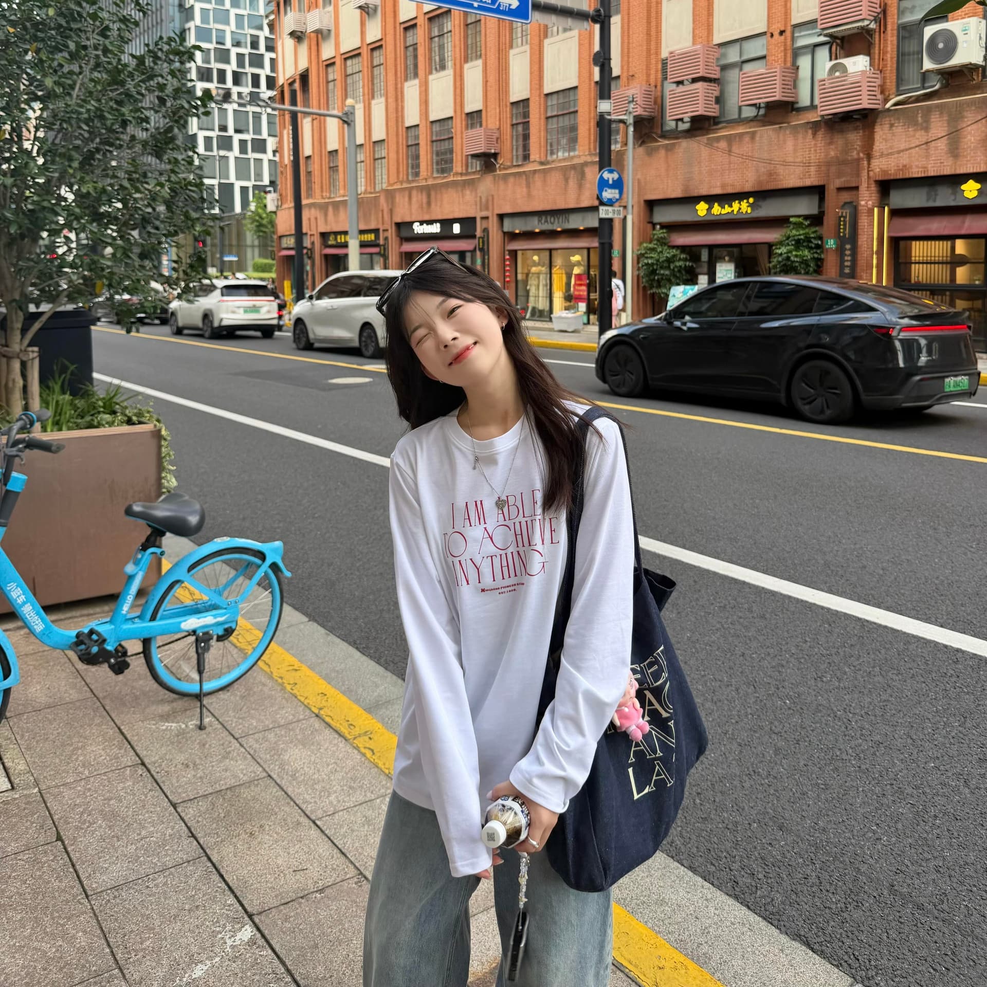 한 부서 작은 대중 알파벳 프린트 무거운 라운드 넥 긴팔 티셔츠 여성 이른 가을 루즈핏 캐주얼 느긋한 바람 연령 감소 맨위 이미지 5