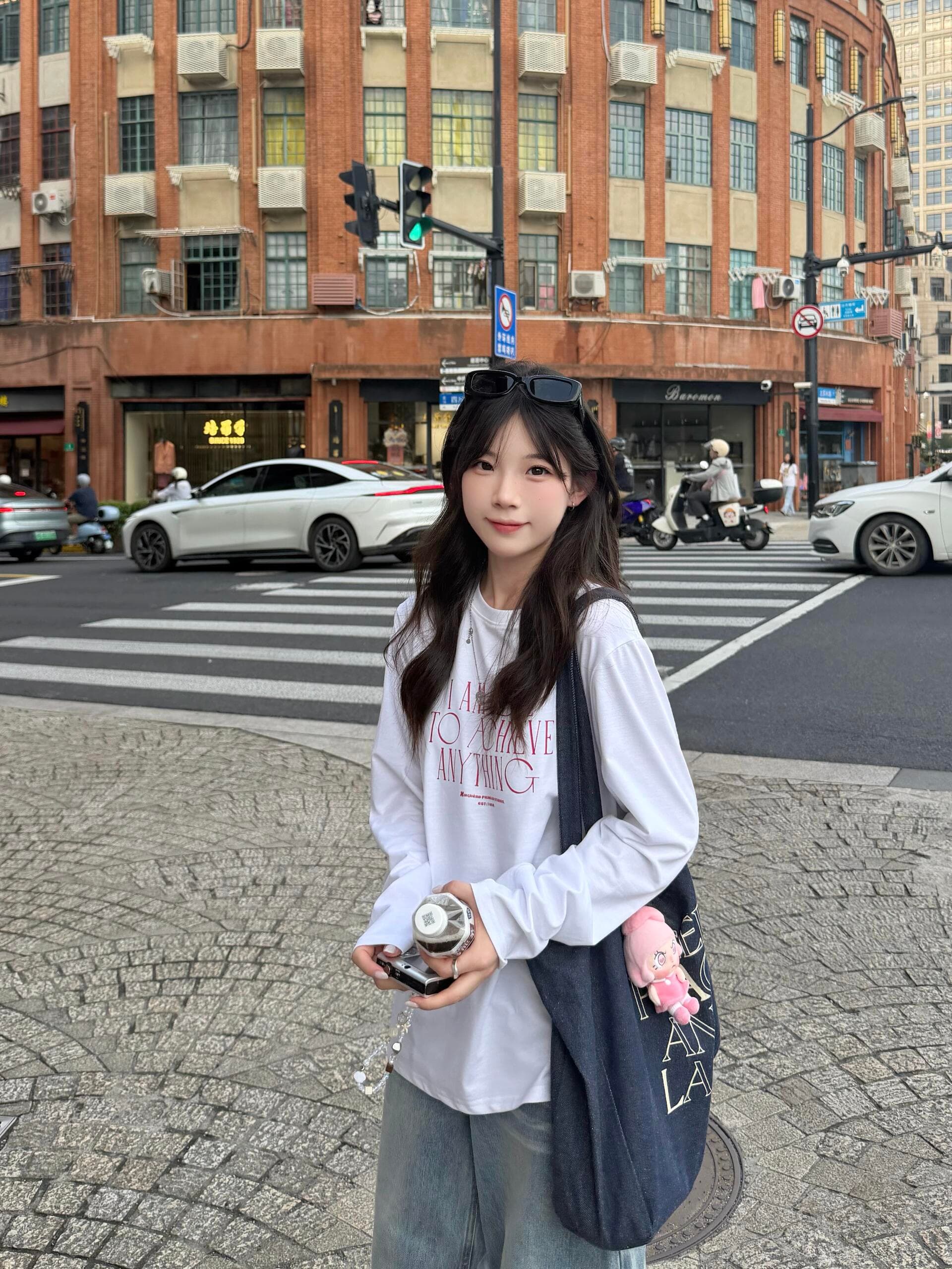 한 부서 작은 대중 알파벳 프린트 무거운 라운드 넥 긴팔 티셔츠 여성 이른 가을 루즈핏 캐주얼 느긋한 바람 연령 감소 맨위 상세 이미지 3