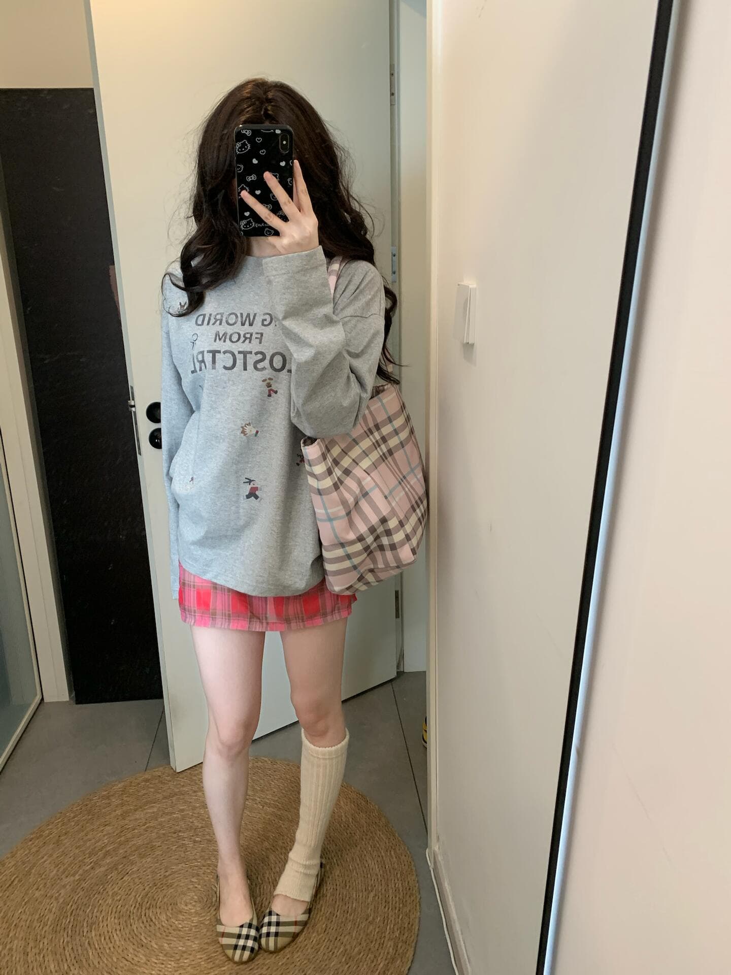 아메리칸 레트로 만화 알파벳 프린트 긴팔 티셔츠 여성 봄 가을 느긋한 센스 무거운 순면 루즈핏 캐주얼 맨위 상세 이미지 5