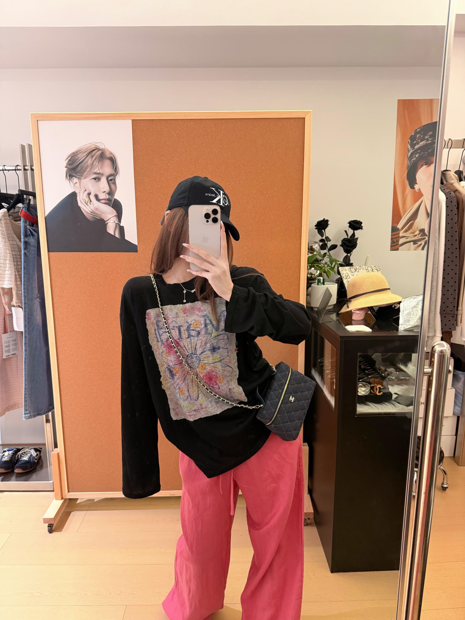 아메리칸 레트로 검정색 꽃무늬 프린트 자외선 차단 블라우스 여성 얇은 여름 새로운 디자인 센스 루즈핏 느긋한 바람 맨위 상세 이미지 2