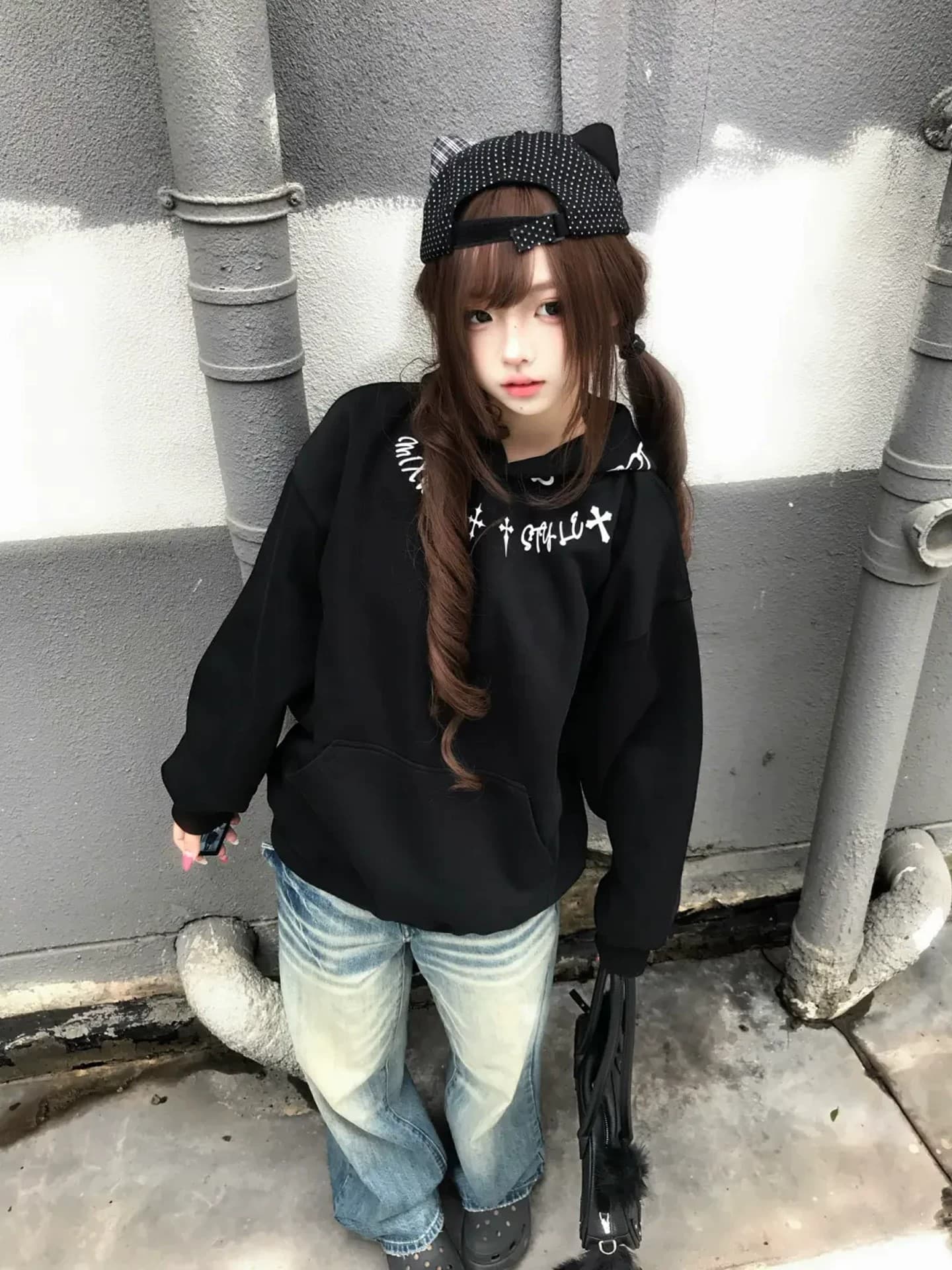 아메리칸 조수 브랜드 검정색 십자가 산스크리트어 털이 있고 두꺼운 후드티 여성 가을 겨울 느긋한 커플 학생 후드 재킷 상세 이미지 3