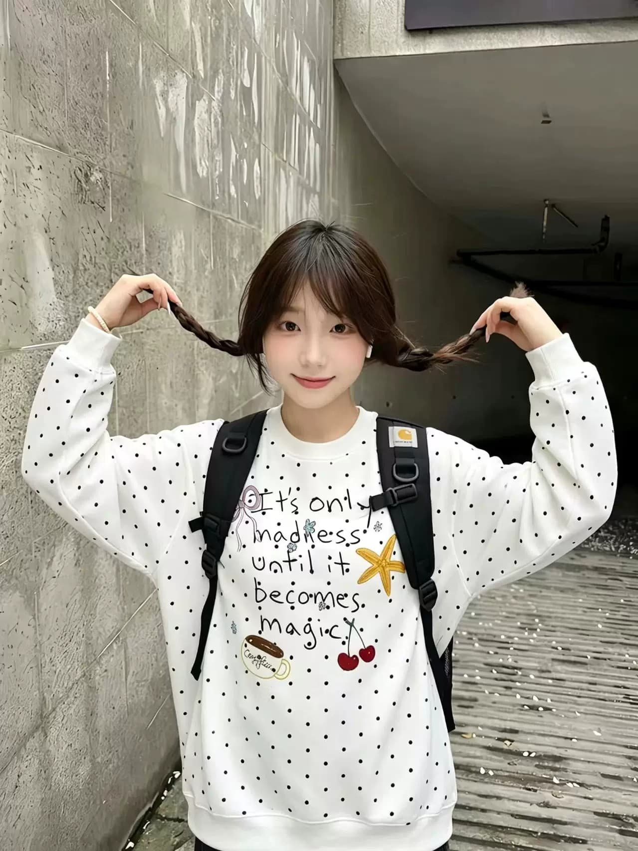 아메리칸 레트로 도트 무늬 후드티 여성 봄 가을 새로운 루즈핏 느긋한 바람 디자인 센스 작은 대중 라운드 넥 없음 모자 의류 상세 이미지 2
