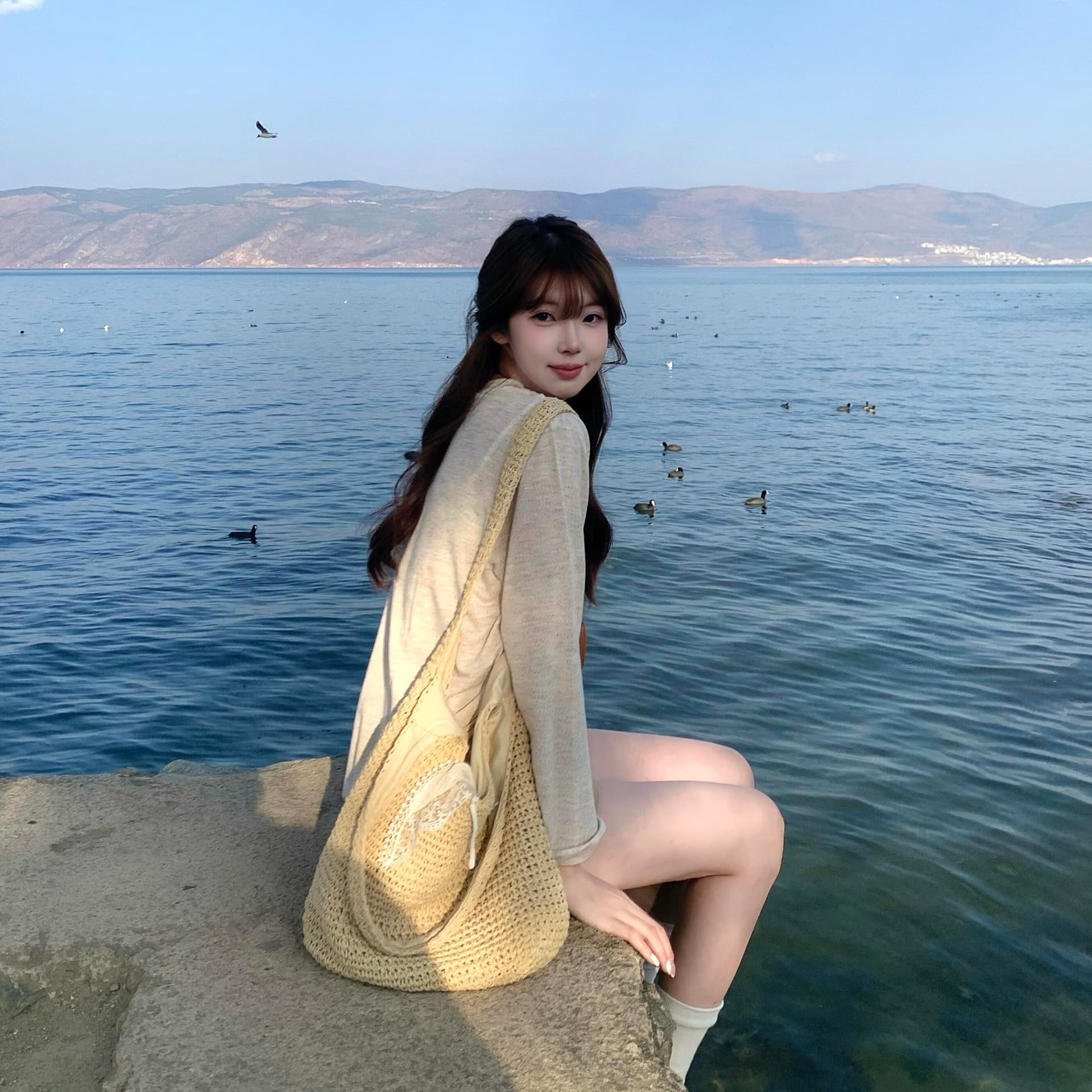 아메리칸 레트로 26ss 멩 이자 달마 시안 프린트 라운드 넥 긴팔 루즈핏 느긋한 바람 캐주얼 티셔츠 여성 셔츠 트렌디 이미지 5