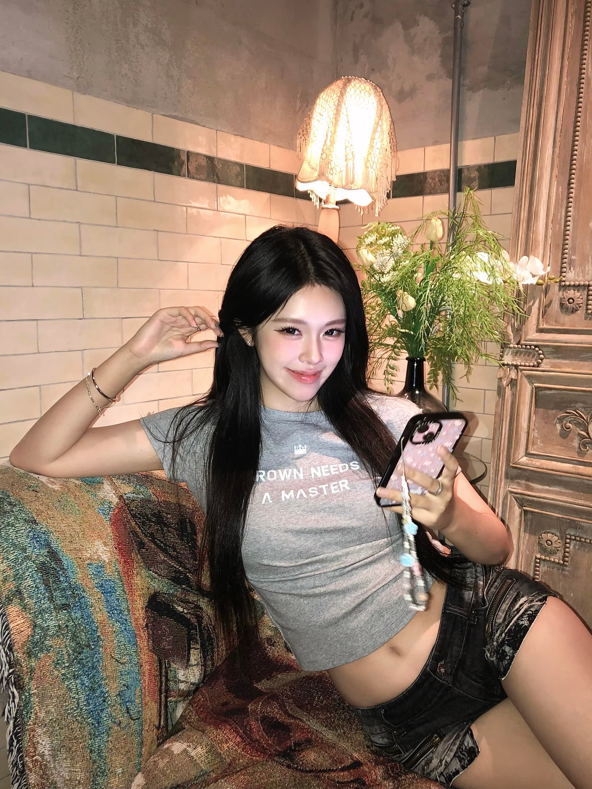 아메리칸 미니멀리즘 알파벳 프린트 긍정적 인 어깨 반팔 티셔츠 여성 여름 패션 핫걸 바람 몸매 가꾸기 쇼트 스타일 맨위 상세 이미지 5