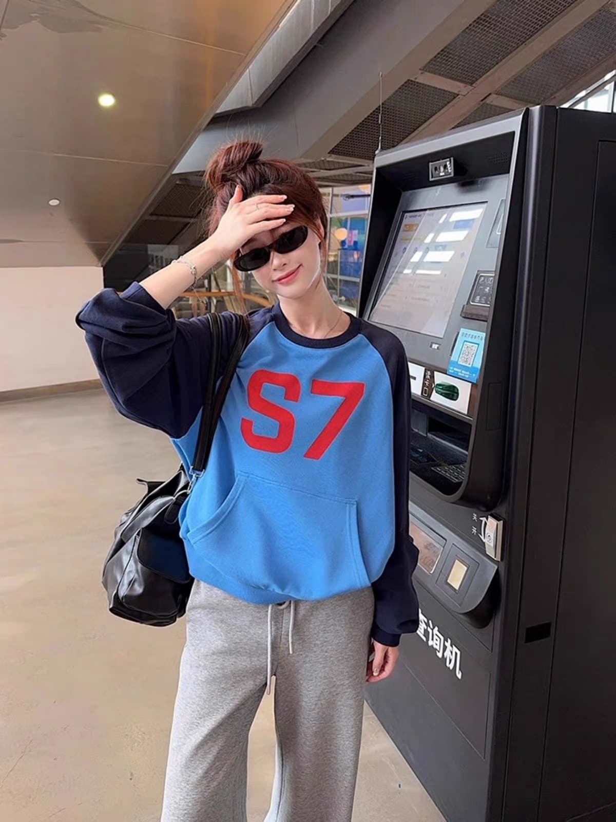 아메리칸 레트로 알파벳 긴팔 후드티 여성 봄 가을 얇은 스타일 루즈핏 캐주얼 맨위 싱글 착용 품격 학원 스타일 재킷 상세 이미지 1