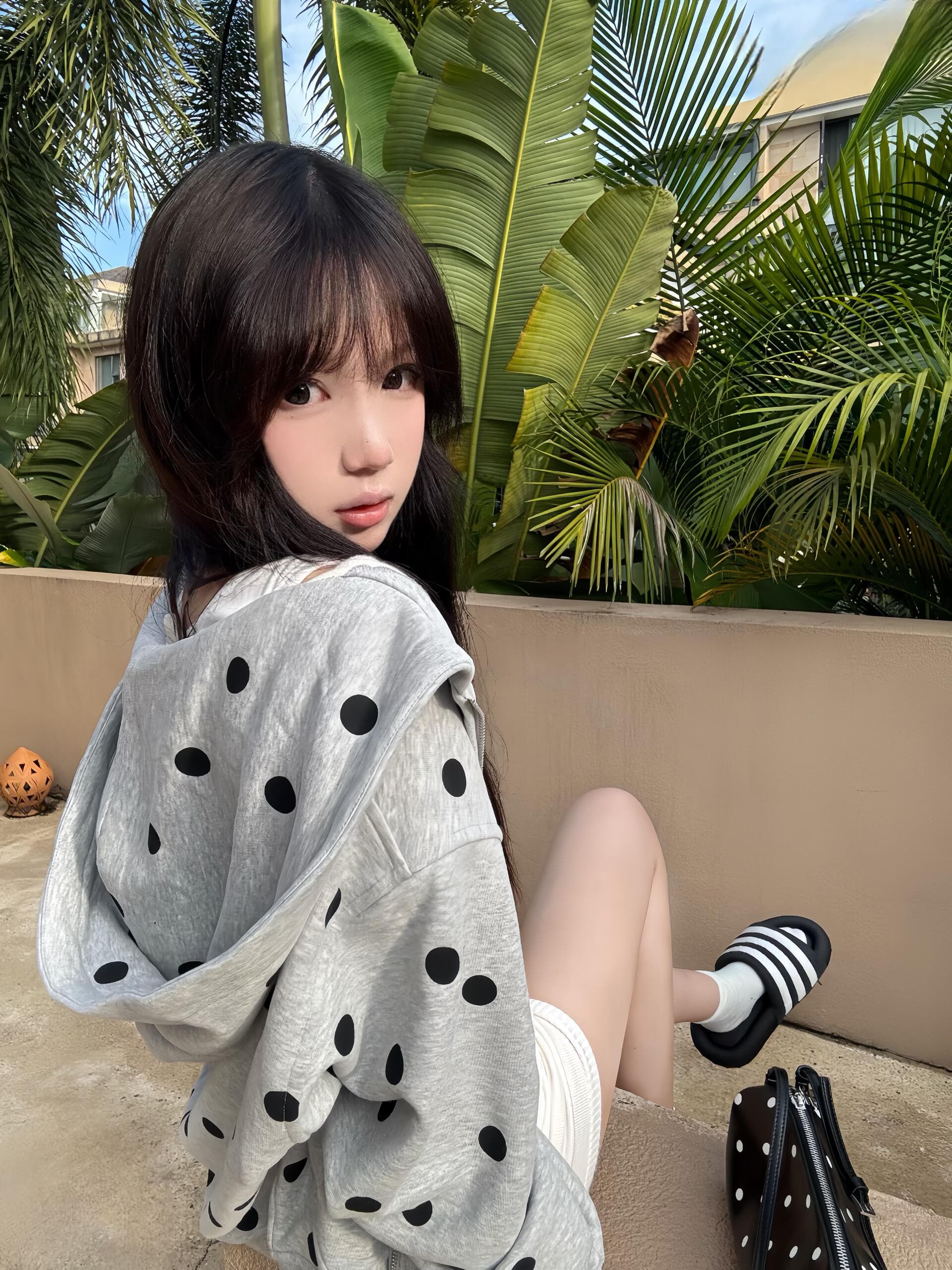 한 부서 캐주얼 회색 도트 무늬 후드 티 스웨터 오픈 가디건 여성 이른 가을 착용 가져 가라. 쇼트 스타일 느긋한 루즈핏 다용도 짧은 외투 상세 이미지 4