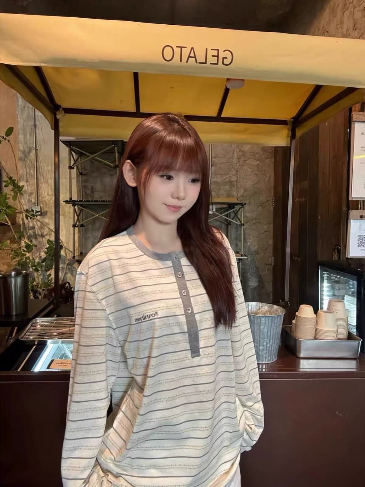 한 부서 배색 스트라이프 헨리 칼라 긴팔 티셔츠 여성 봄 가을 2026 새로운 느긋한 바람 루즈핏 기본 셔츠 맨위 상세 이미지 5