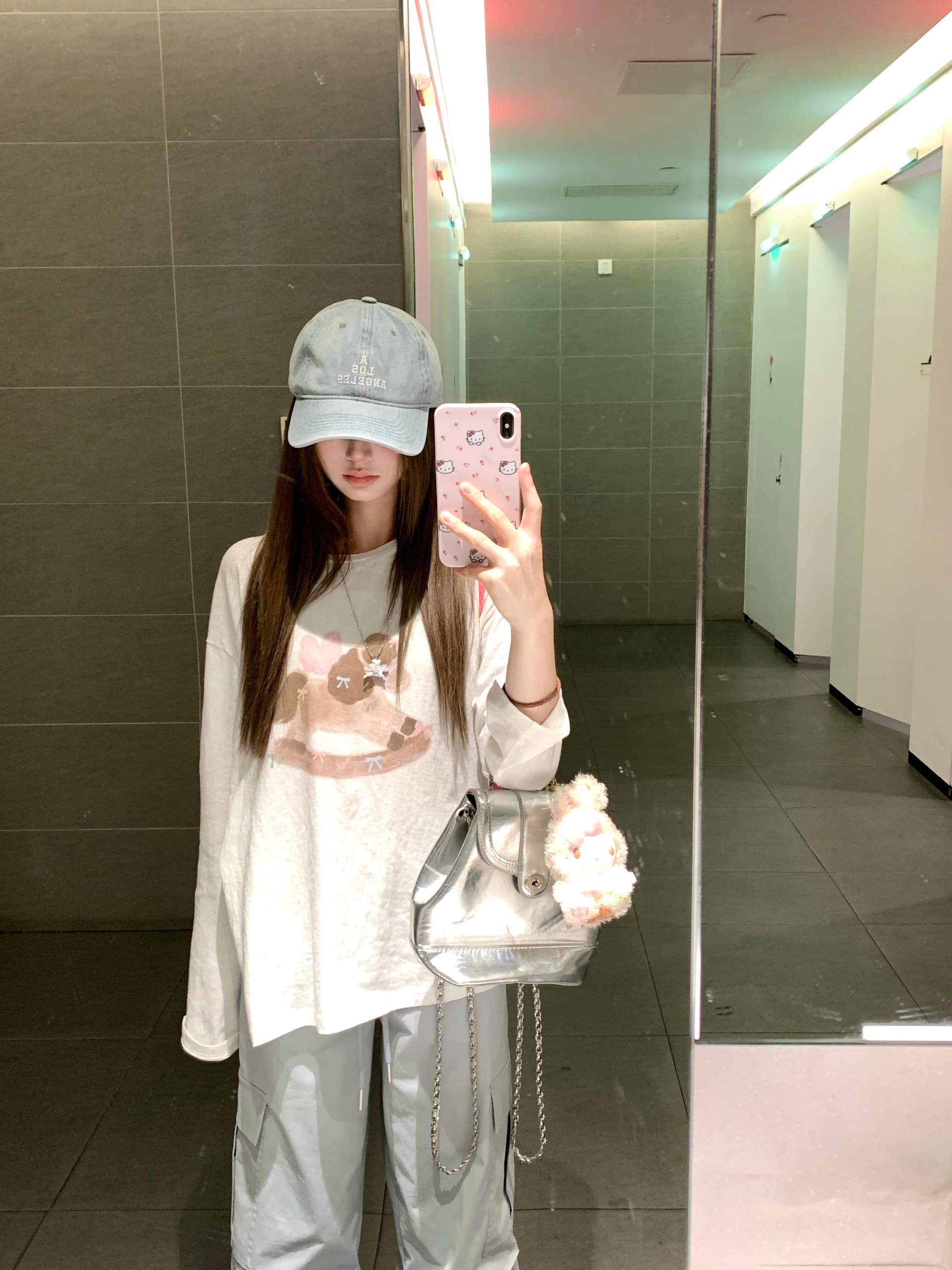 자이언트 잘 생긴 달콤함 귀여운 트로이 목마 프린트 긴팔 티셔츠 여성 이른 가을 2026 새로운 루즈핏 느긋한 아름다운 맨위 이미지 3