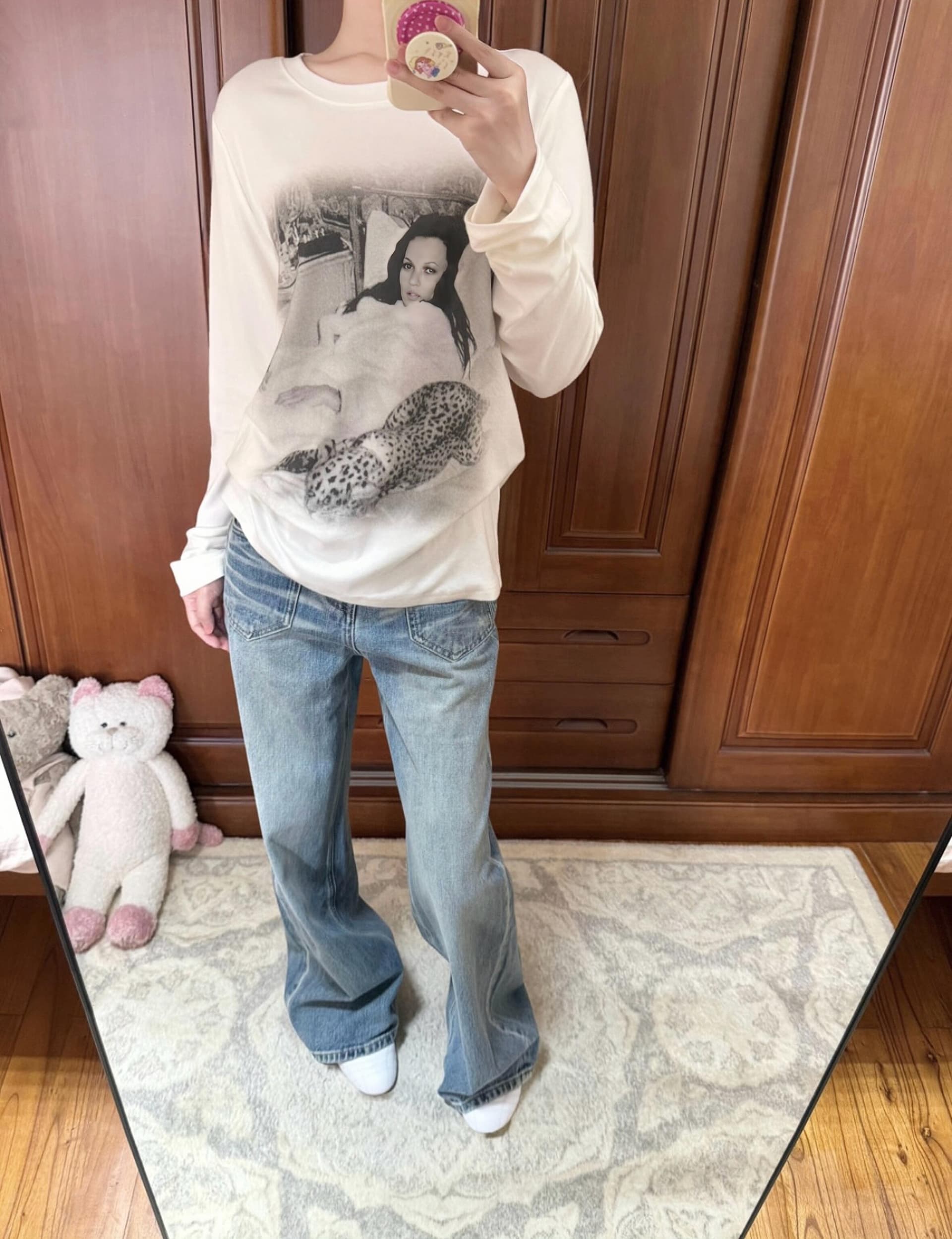 아메리칸 디자인 센스 프린트 긴팔 티셔츠 여성 루즈핏 슬림해 보이는 트렌드 세련된 레트로 캐주얼 다용도 라운드 넥 맨위 이미지 2