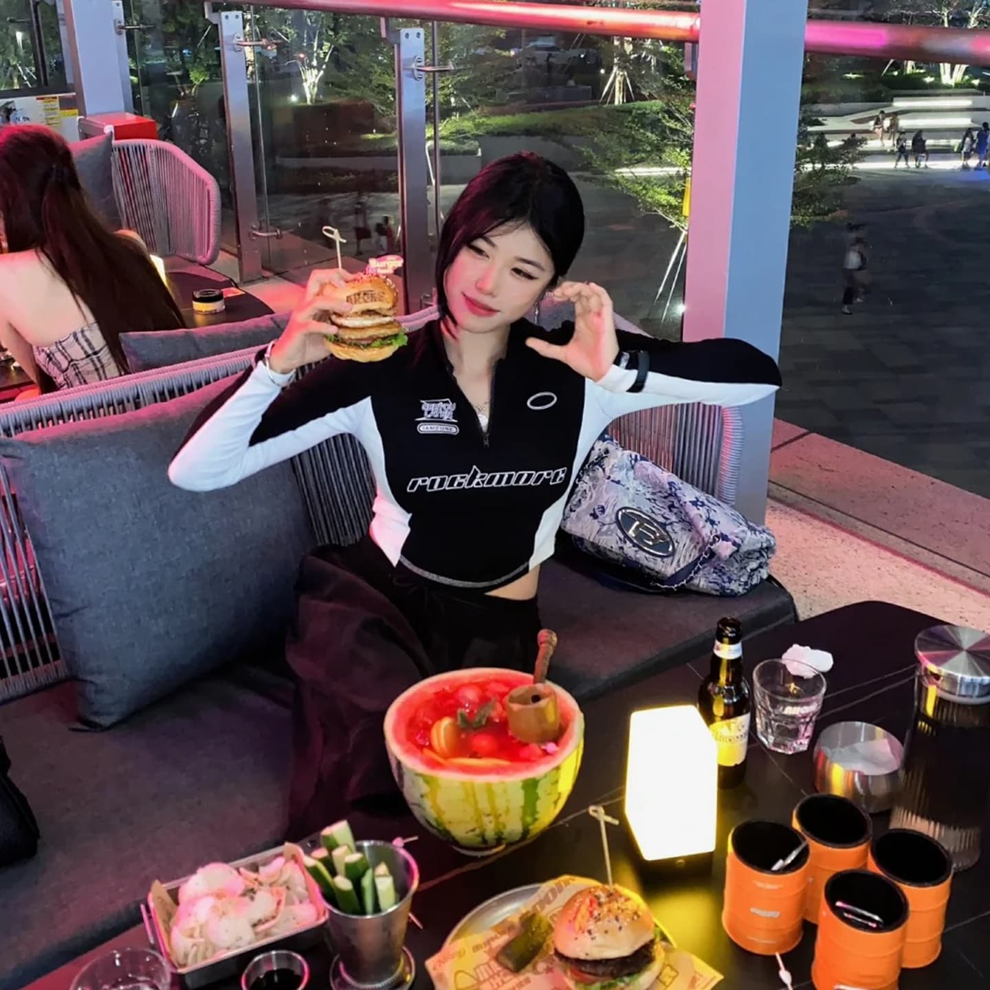 아메리칸 핫걸 몸매 가꾸기 재즈 댄스 긴팔 티셔츠 여성 봄 가을