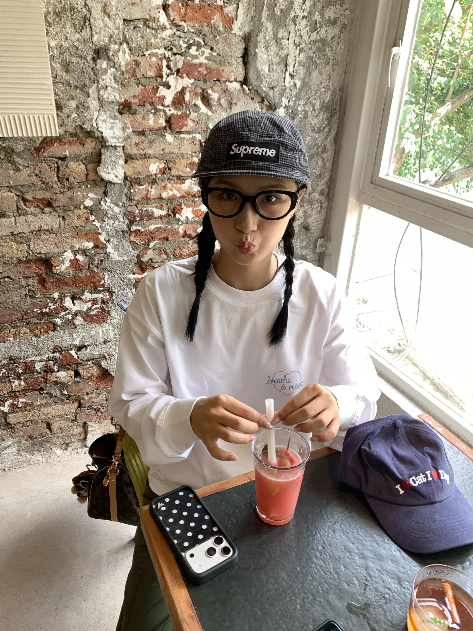 작은 대중 미니멀리즘 하트 알파벳 프린트 느긋한 캐주얼 루즈핏 순면 편안함 긴팔 티셔츠 맨위 여성 이미지 2