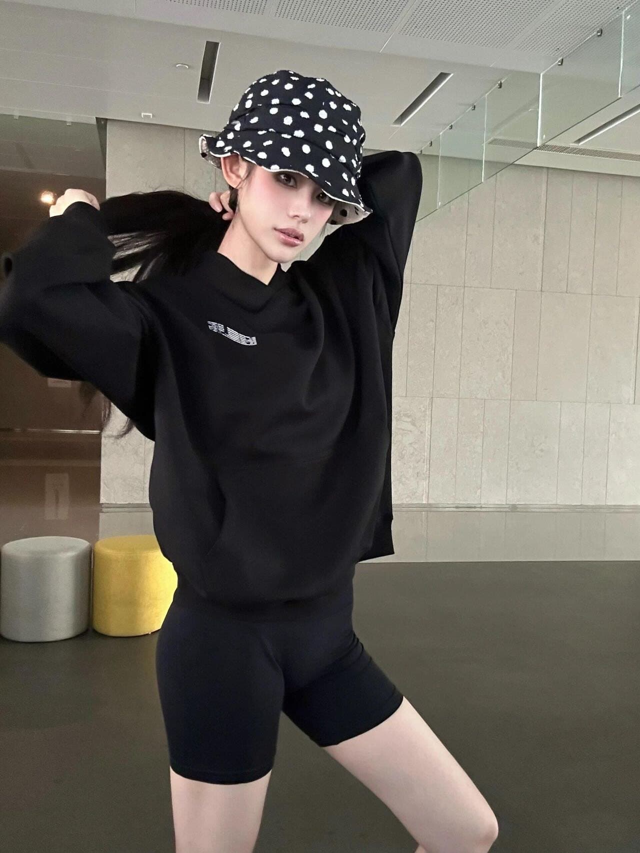 한 부서 작은 대중 레트로 알파벳 프린트 후드 티 스웨터 여성 가을 겨울 루즈핏 느긋한 바람 풀오버 털이 있는 맨위 재킷 이미지 3