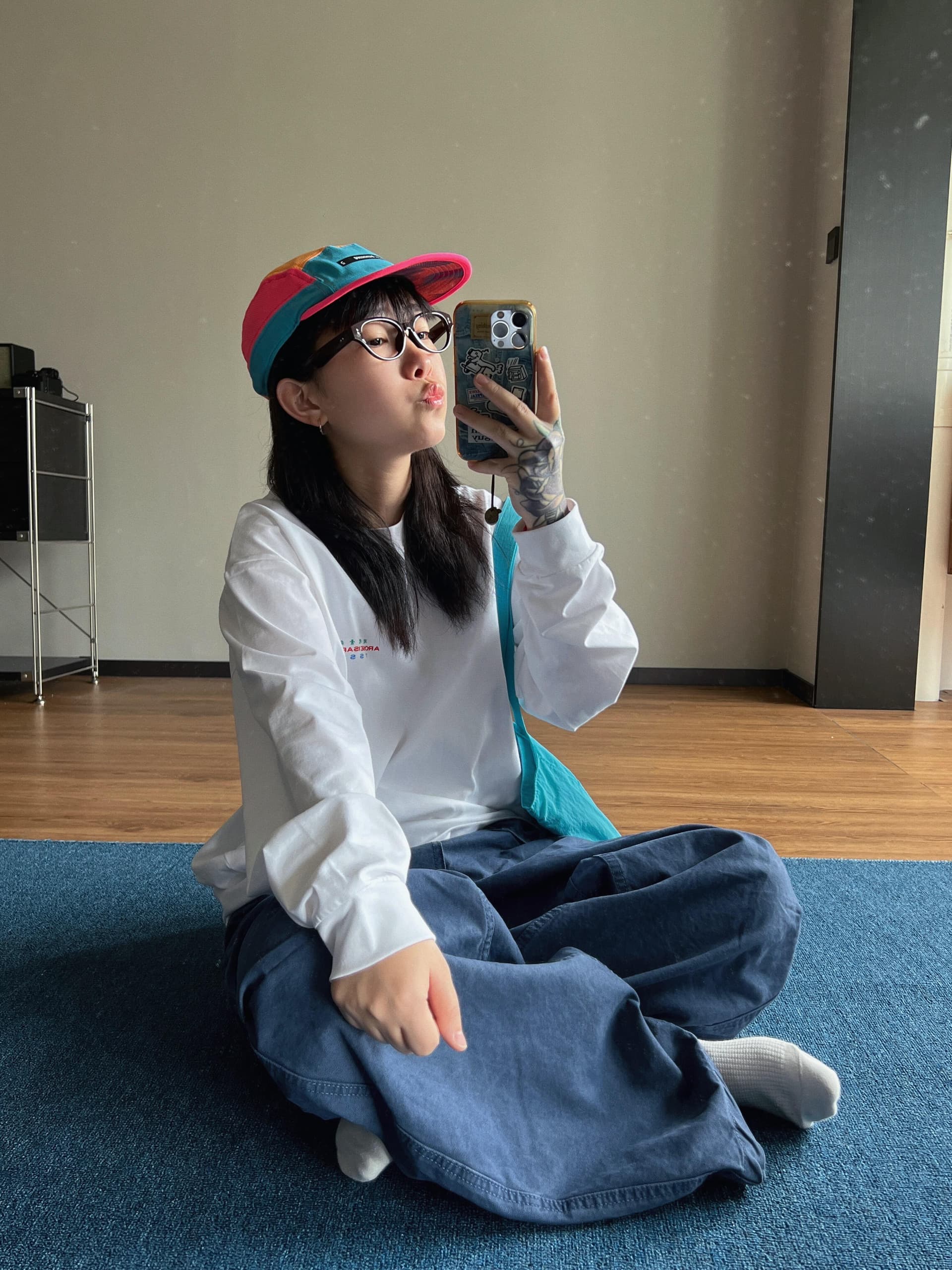 아메리칸 레트로 가을 새로운 루즈핏 캐주얼 순면 무거운 긴팔 티셔츠 여성 셔츠 식물 장미 프린트 상세 이미지 4