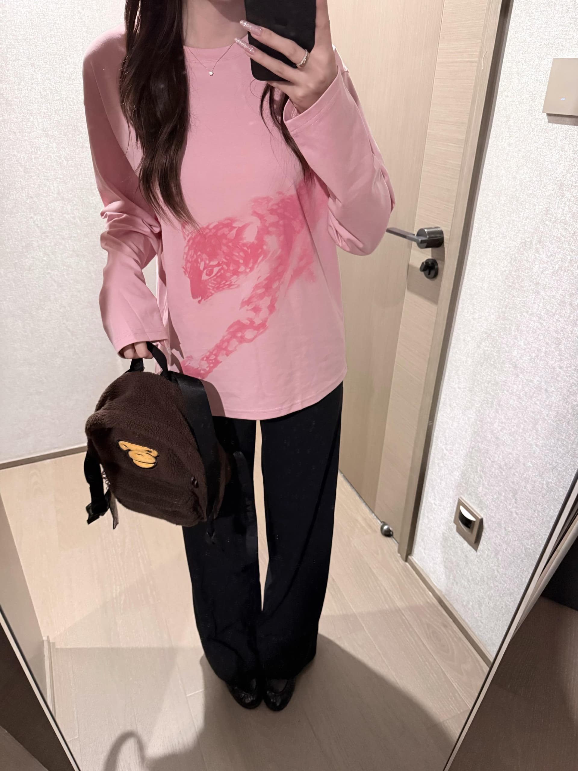 아메리칸 레트로 루즈핏 라운드 넥 긴팔 티셔츠 여성 프린트 봄 가을 핑크색 맨위 이미지 3