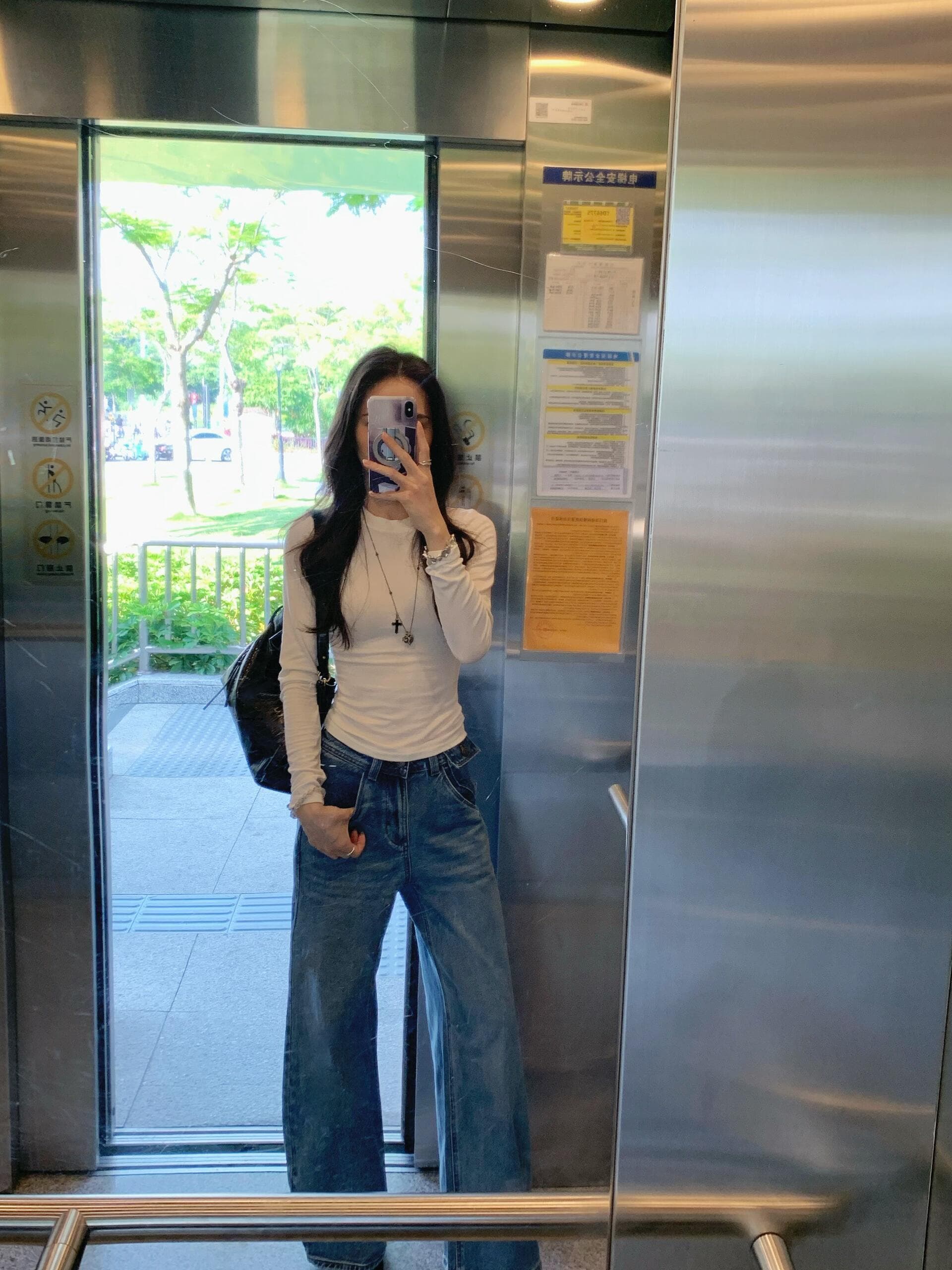 미니멀리즘 기초 섹션 라운드 넥 풀오버 긴팔 티셔츠 여성 의류 가을 몸매 가꾸기 다용도 맨위 슬림해 보이는 인사이드 가져 가라. 기본 셔츠 상세 이미지 5