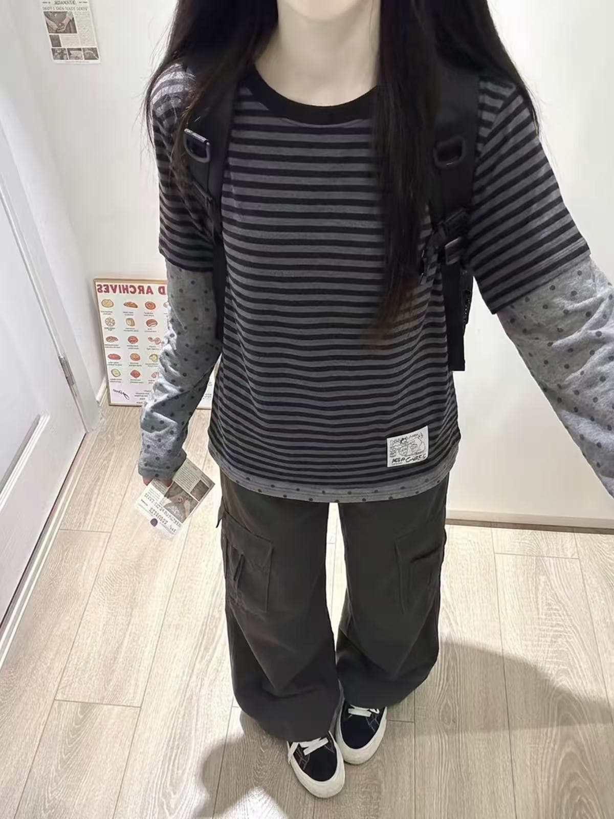 스트라이프 도트 무늬 페이크 레이어드 긴팔 티셔츠 여성 봄 가을 아메리칸 레트로 작은 대중 디자인 센스 루즈핏 라운드 넥 맨위