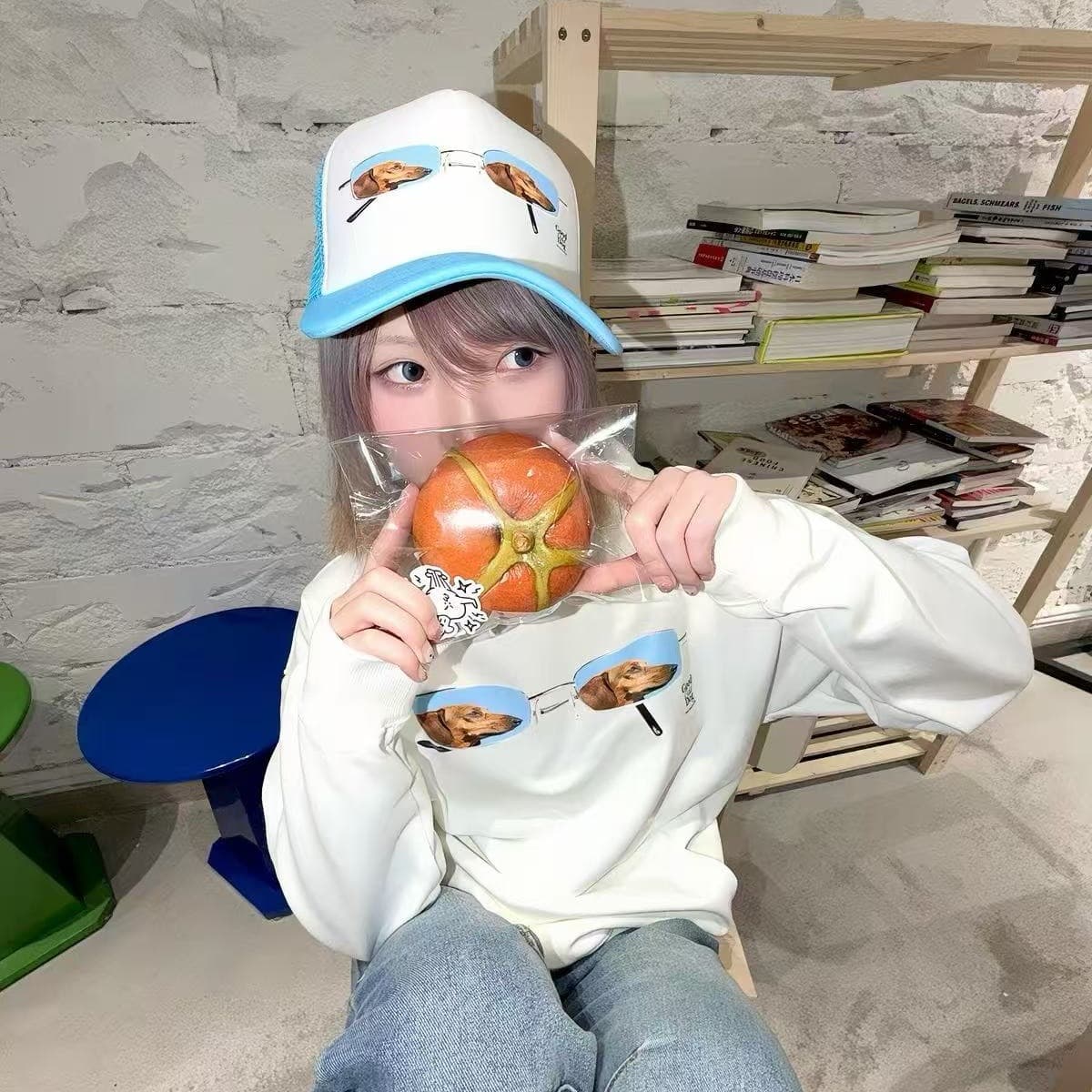 안경 강아지 재미있는 프린트 후드 티 스웨터 느긋한 다용도 털이 있는 풀오버 화이트 여성 코트 이미지 5