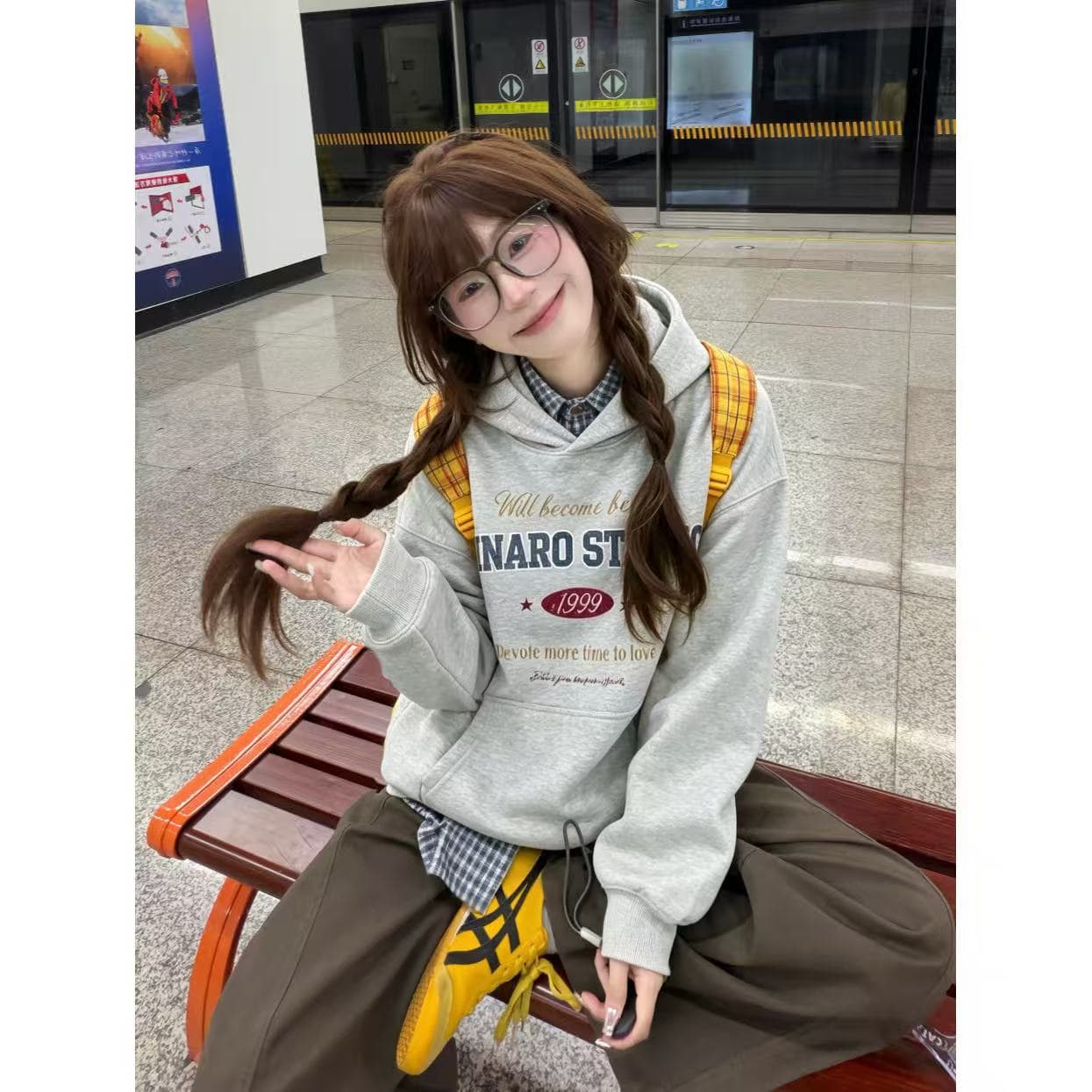 아메리칸 느긋한 바람 알파벳 프린트 밝은 회색 색상 후드 티 스웨터 여성 가을 겨울 새로운 루즈핏 Chic 다용도 재킷 트렌디 상세 이미지 2