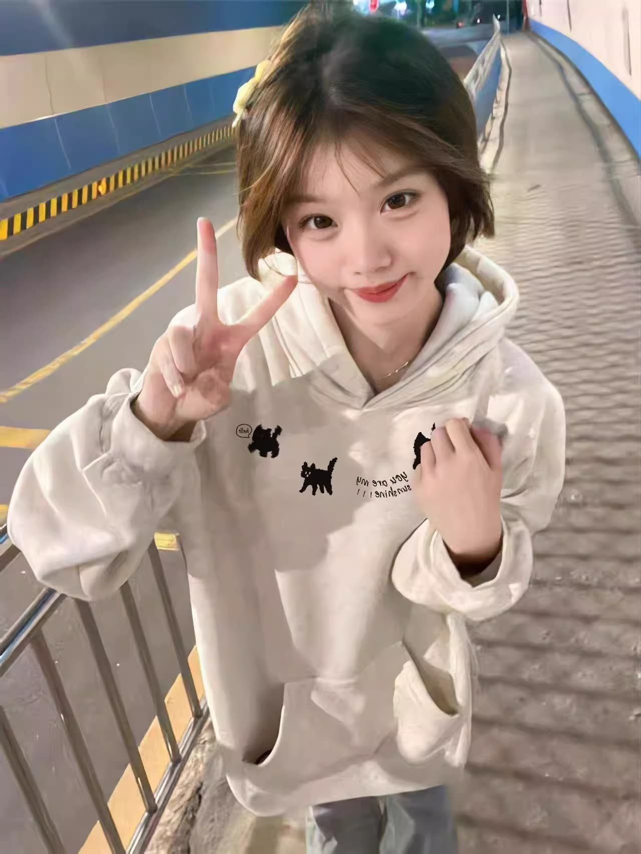 털이 있고 두꺼운 후드티 여성 2026 가을 겨울 새로운 폭발 까마귀 루즈핏 oversize 아메리칸 높음 거리 재킷 상세 이미지 3