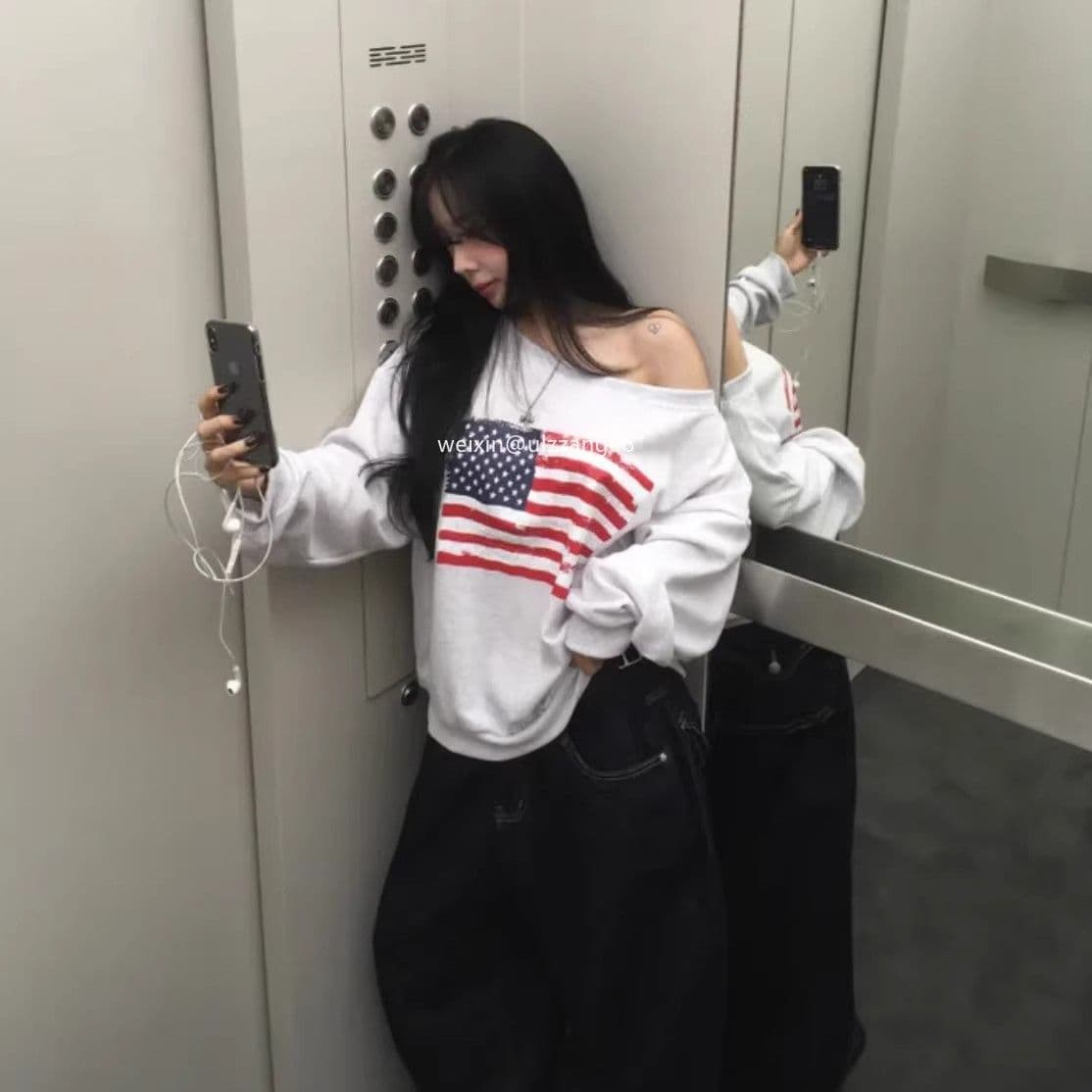 아메리칸 레트로 비스듬한 어깨 프린트 후드티 여성 가을 겨울철 루즈핏 작은 키 고급 센스 성조기 깃발 오프숄더 맨위 상세 이미지 2