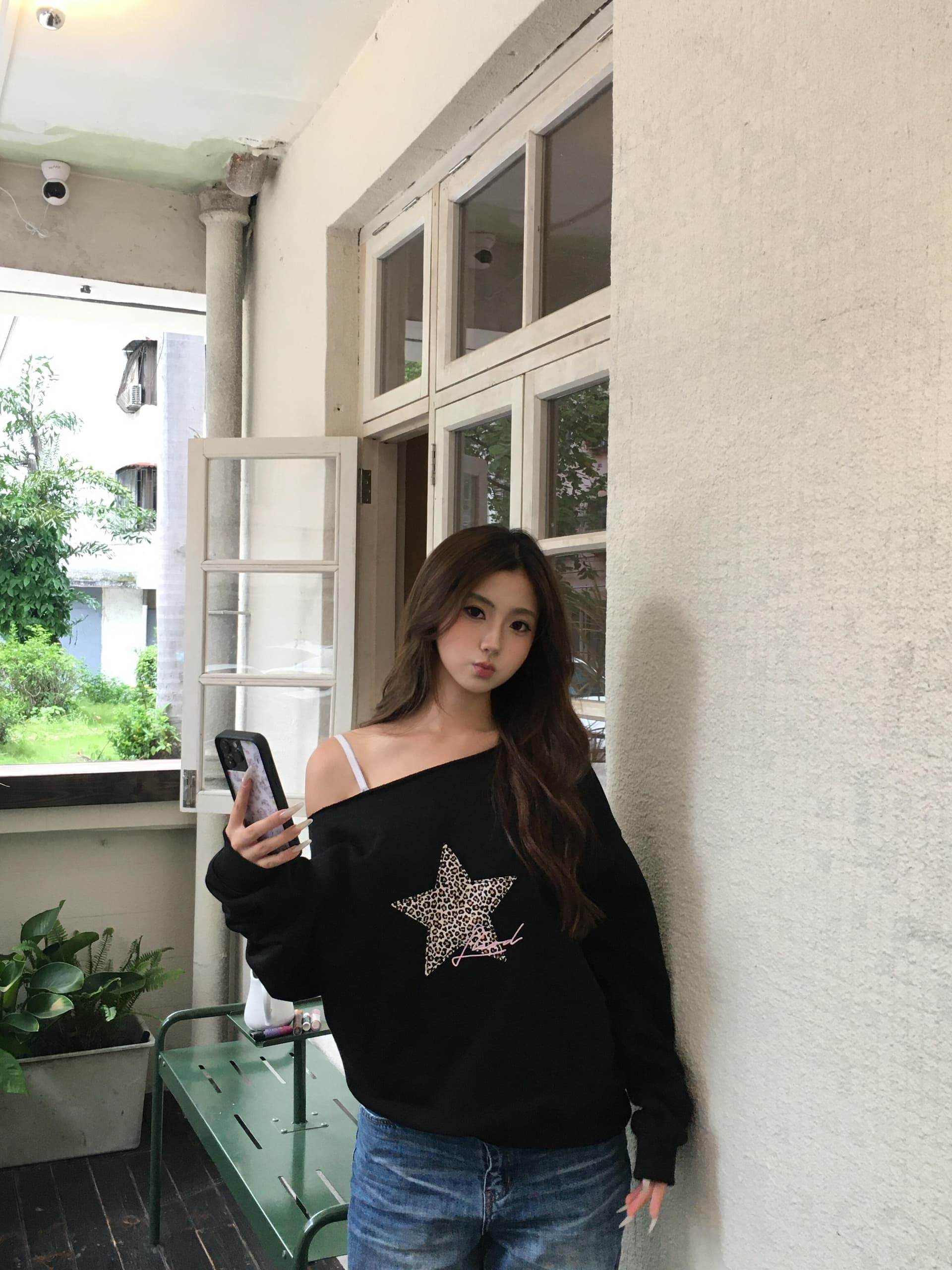 2026 가을 겨울 새로운 비스듬한 어깨 별 레오파드 무늬 긴팔 핫걸 후드티 여자 조수 브랜드 상세 이미지 1