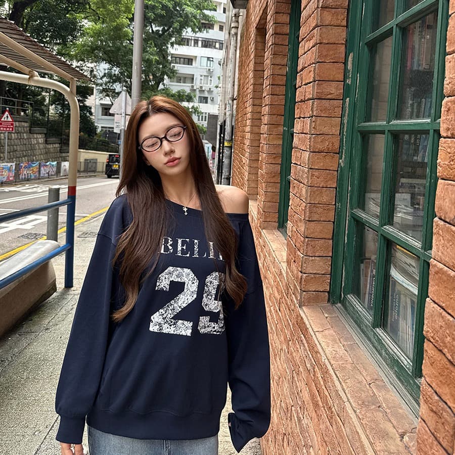 아메리칸 프린트 비스듬한 어깨 긴팔 후드티 여성 루즈핏 느긋한 캐주얼 오프숄더 맨위 이미지 5