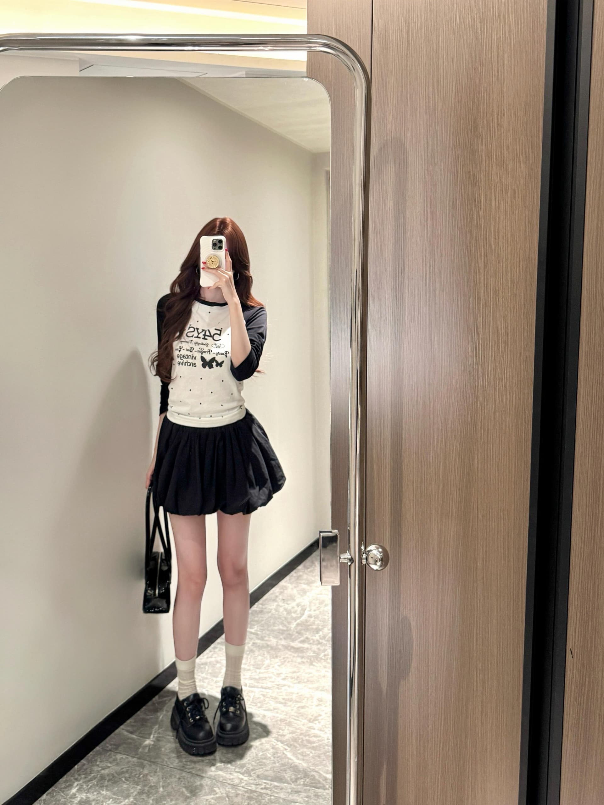 한 부서 빛 아시아 인 바람 도트 무늬 삽입 어깨 긴팔 여성 가을 캐주얼 다용도 만나는 얇은 스타일 티셔츠 핫걸 y2k 맨위 트렌디 상세 이미지 4