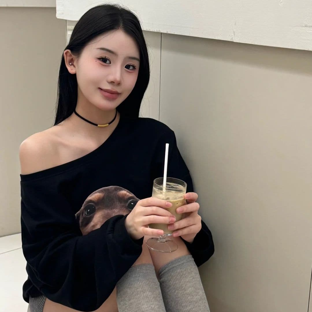 아메리칸 만화 레트로 비스듬한 어깨 긴팔 티셔츠 여성 2026 새로운 가을 새로운 루즈핏 맨위 트렌디 상세 이미지 5