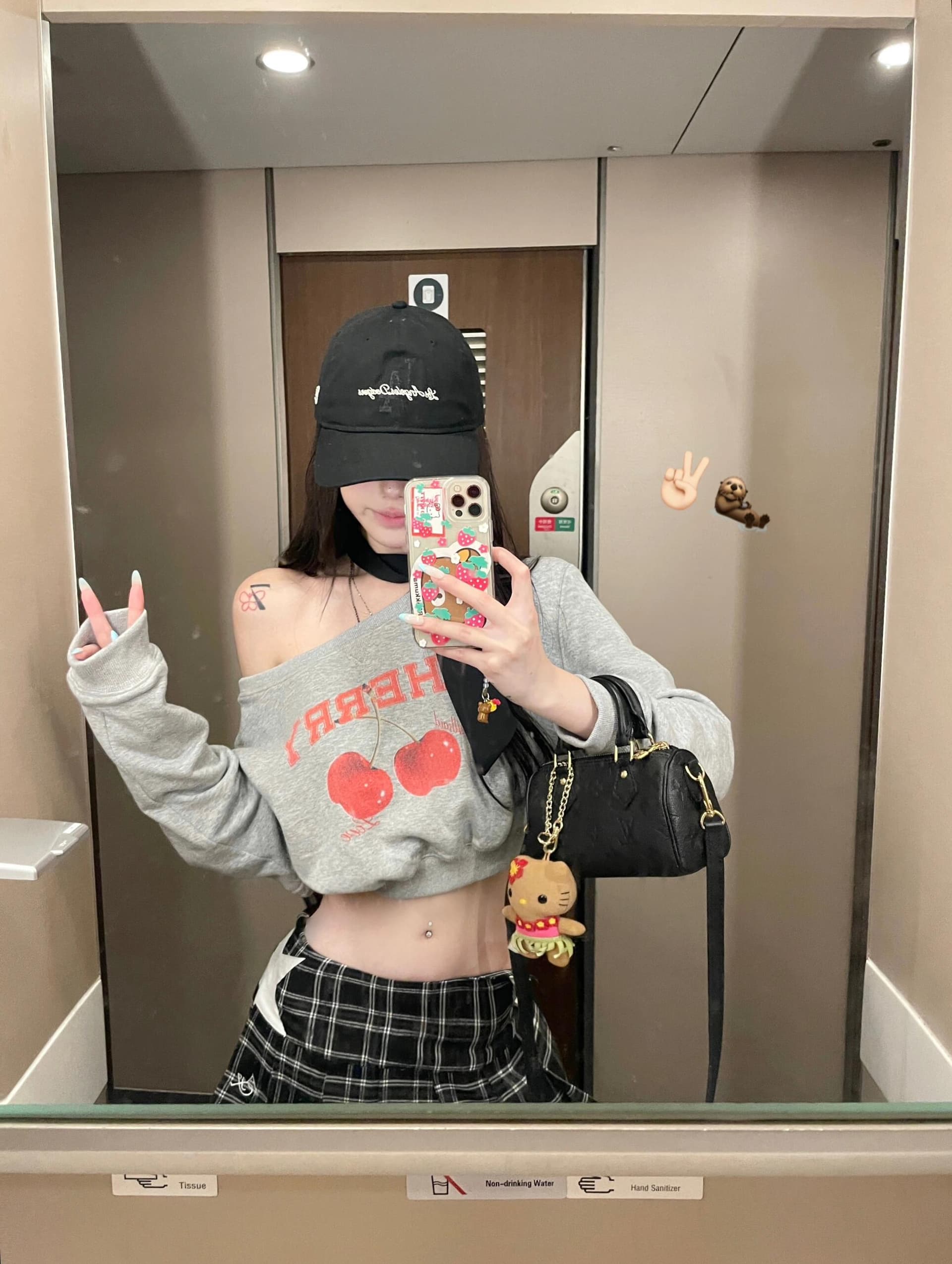 한 부서 chic 달콤한 핫걸 재미있는 체리 비스듬한 어깨 후드티 여성 가을 루즈핏 캐주얼 쇼트 스타일 한 단어 오프숄더 맨위 상세 이미지 4
