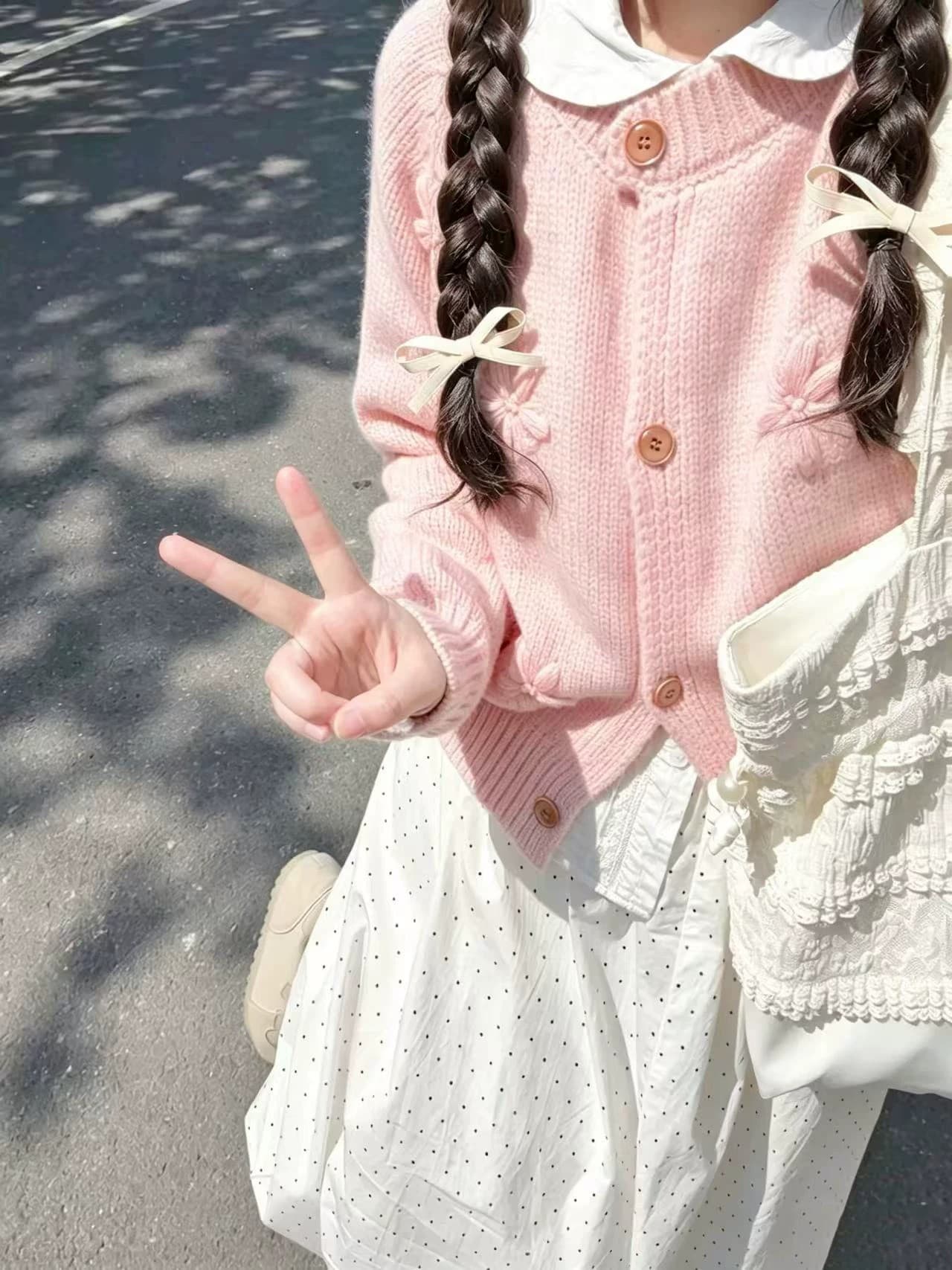 파란색 3 차원 꽃 스웨터 오픈 가디건 여성 2026 이른 가을 새로운 한 부서 자이언트 잘 생긴 루즈핏 외출용 니트 맨위