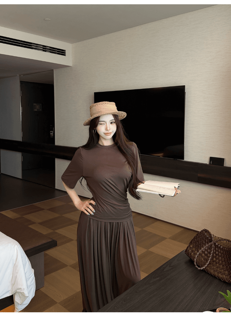 실사 정가 휴가 캐주얼 슬림해 보이는 긍정적 인 어깨 티셔츠 허리밴드 플리츠 반신 스커트 꽃밭 치마바지 두 조각 여성 세트 상세 이미지 14
