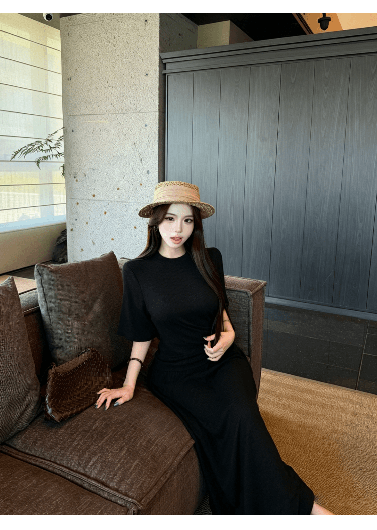 실사 정가 휴가 캐주얼 슬림해 보이는 긍정적 인 어깨 티셔츠 허리밴드 플리츠 반신 스커트 꽃밭 치마바지 두 조각 여성 세트 상세 이미지 24